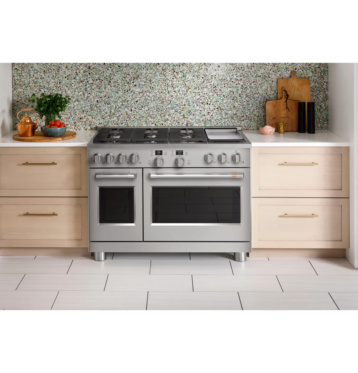CAFÉ™ 48" Smart Dual-Fuel Commercial-Style Range with 6 Burners and Griddle (Natural Gas) - Image 9