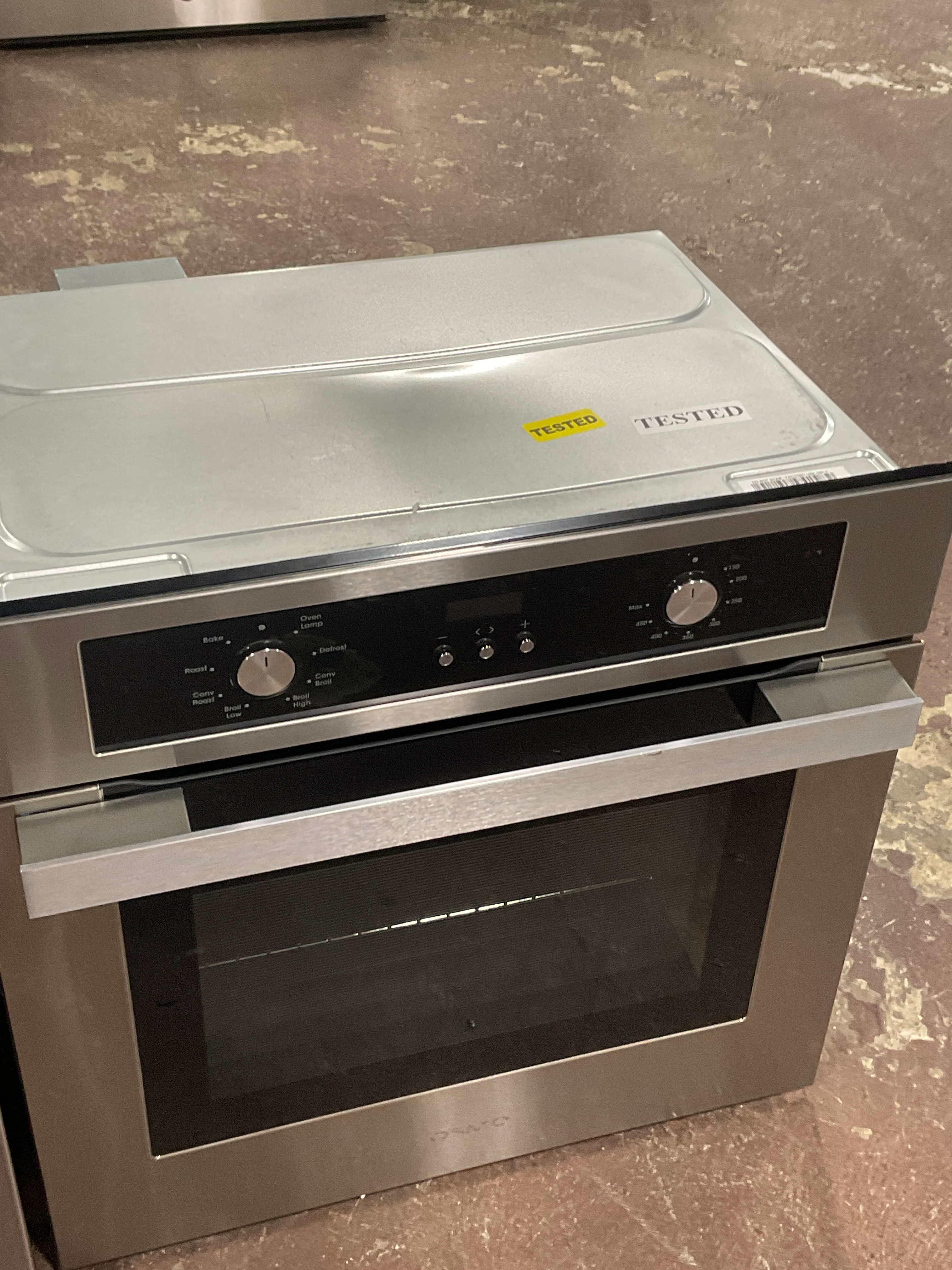 24" Single Electric Built-In Wall Oven - Image 12
