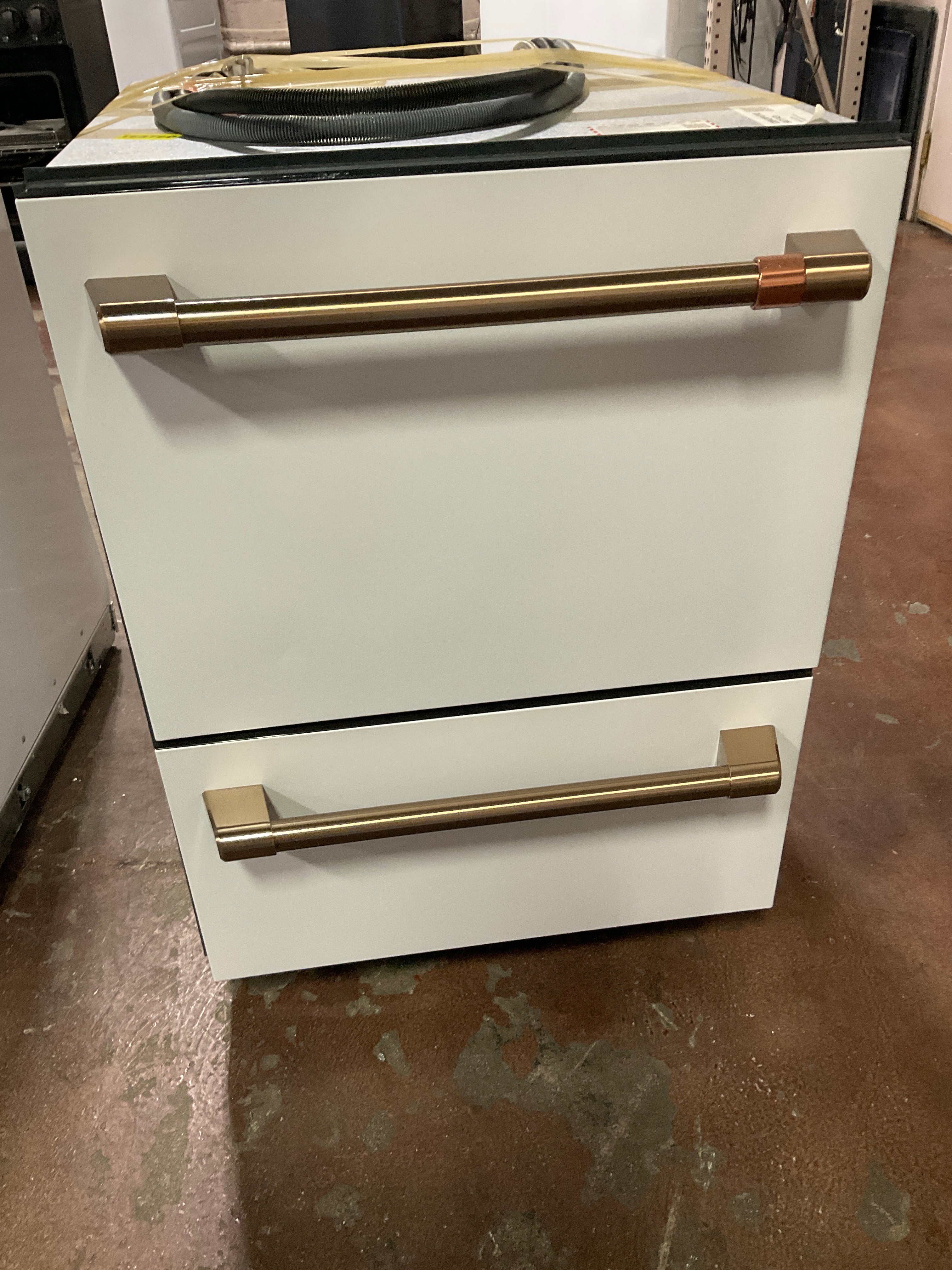 CAFÉ™ Dishwasher Double Drawer - Image 12