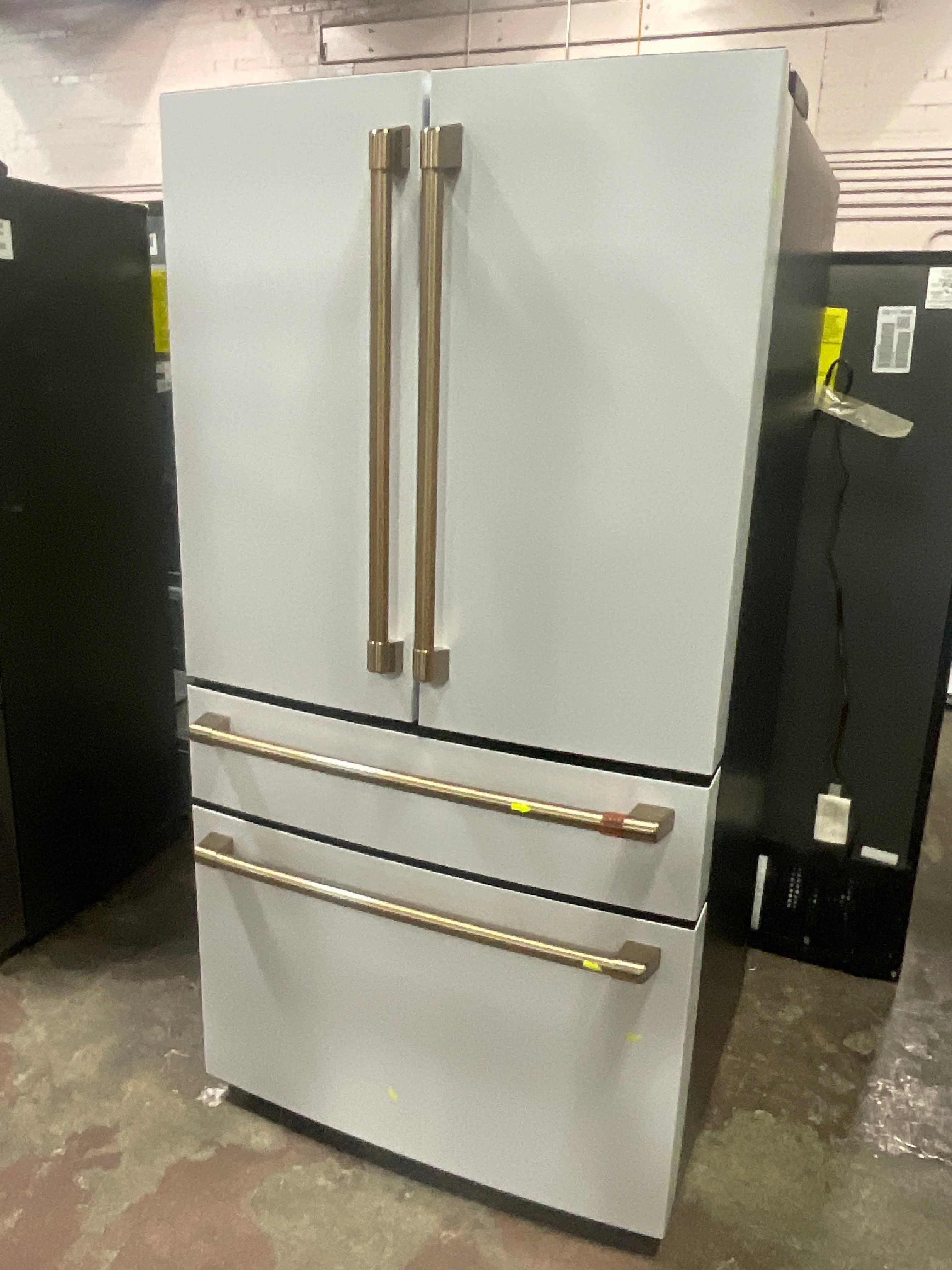 CAFÉ™ ENERGY STAR® 28.7 Cu. Ft. Smart 4-Door French-Door Refrigerator With Dual-Dispense AutoFill Pitcher - Image 13