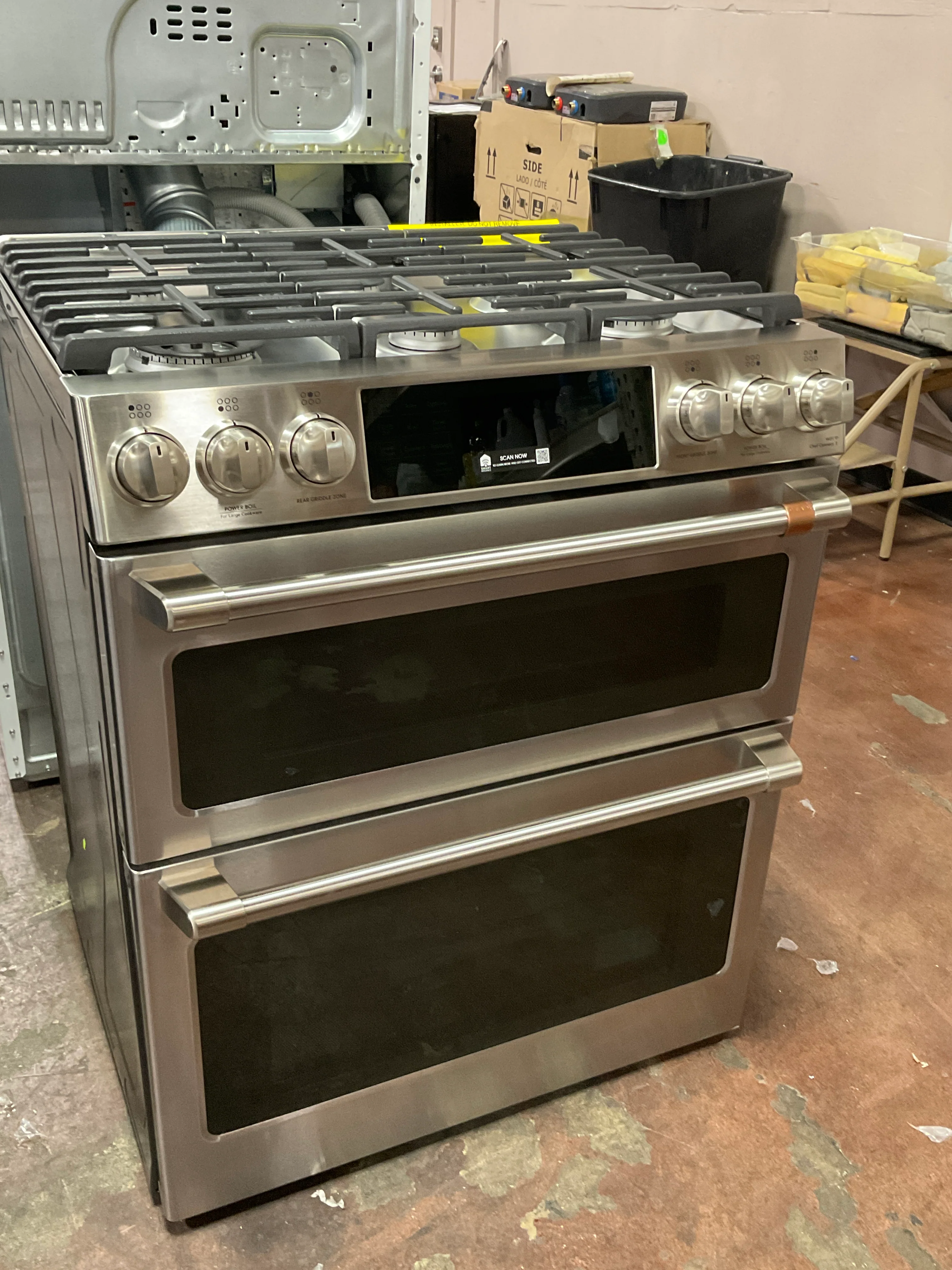 CAFÉ™ 30" Smart Slide-In, Front-Control, Gas Double-Oven Range with Convection - Image 13