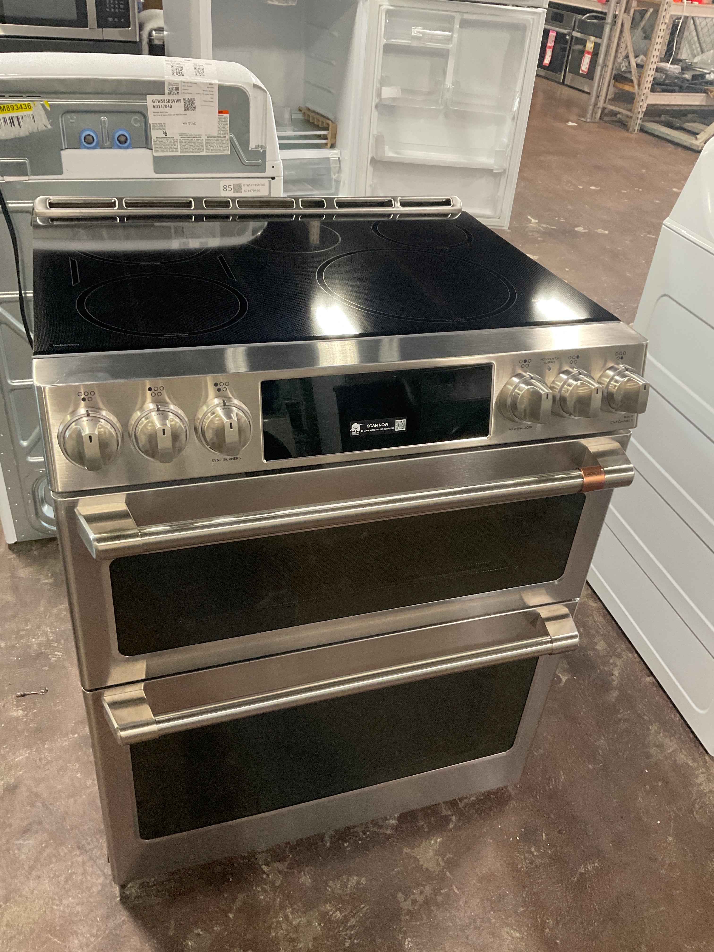 CAFÉ™ 30" Smart Slide-In, Front-Control, Induction and Convection Double-Oven Range - Image 12