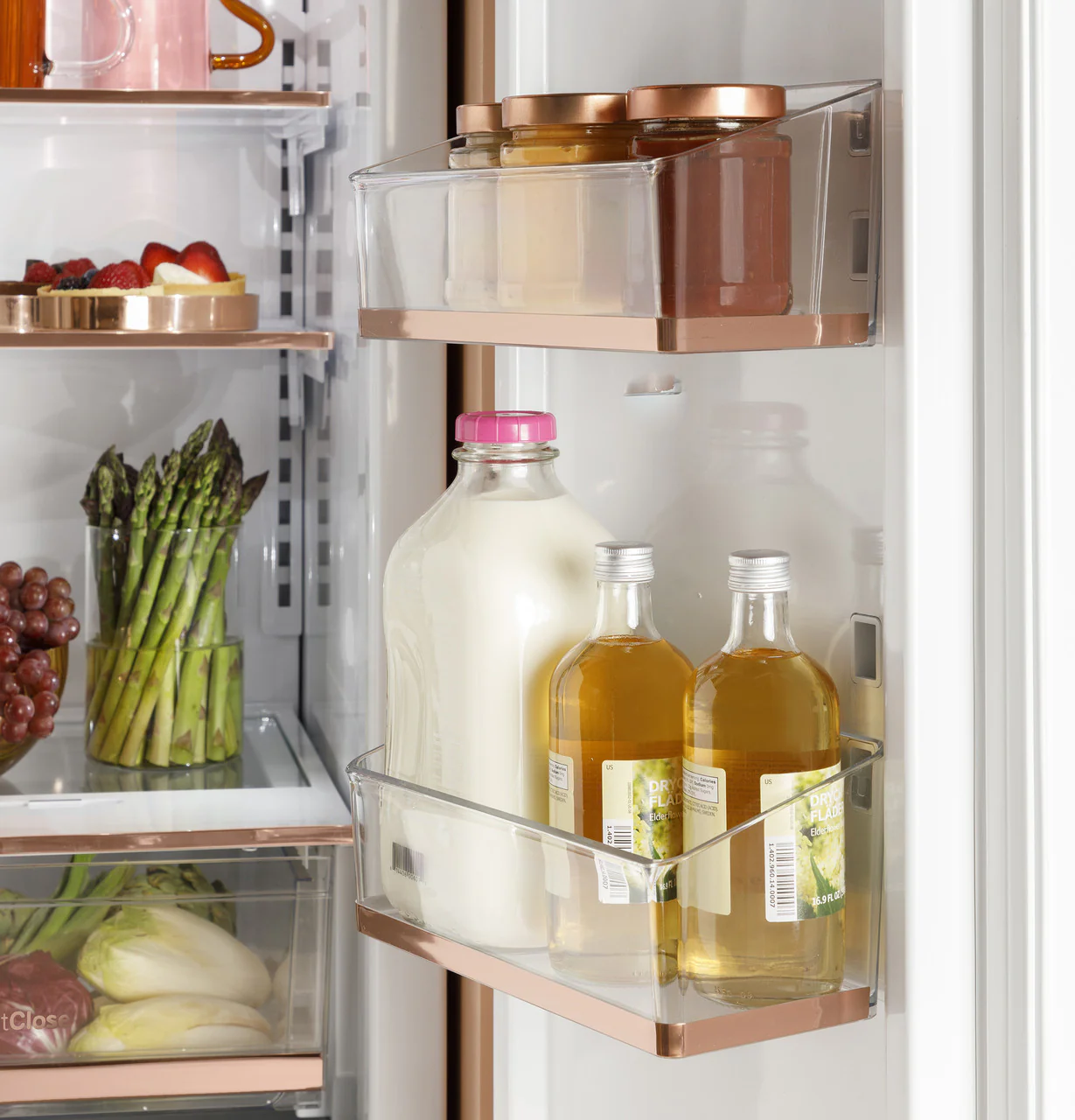 CAFÉ™ 36" Integrated French-Door Refrigerator