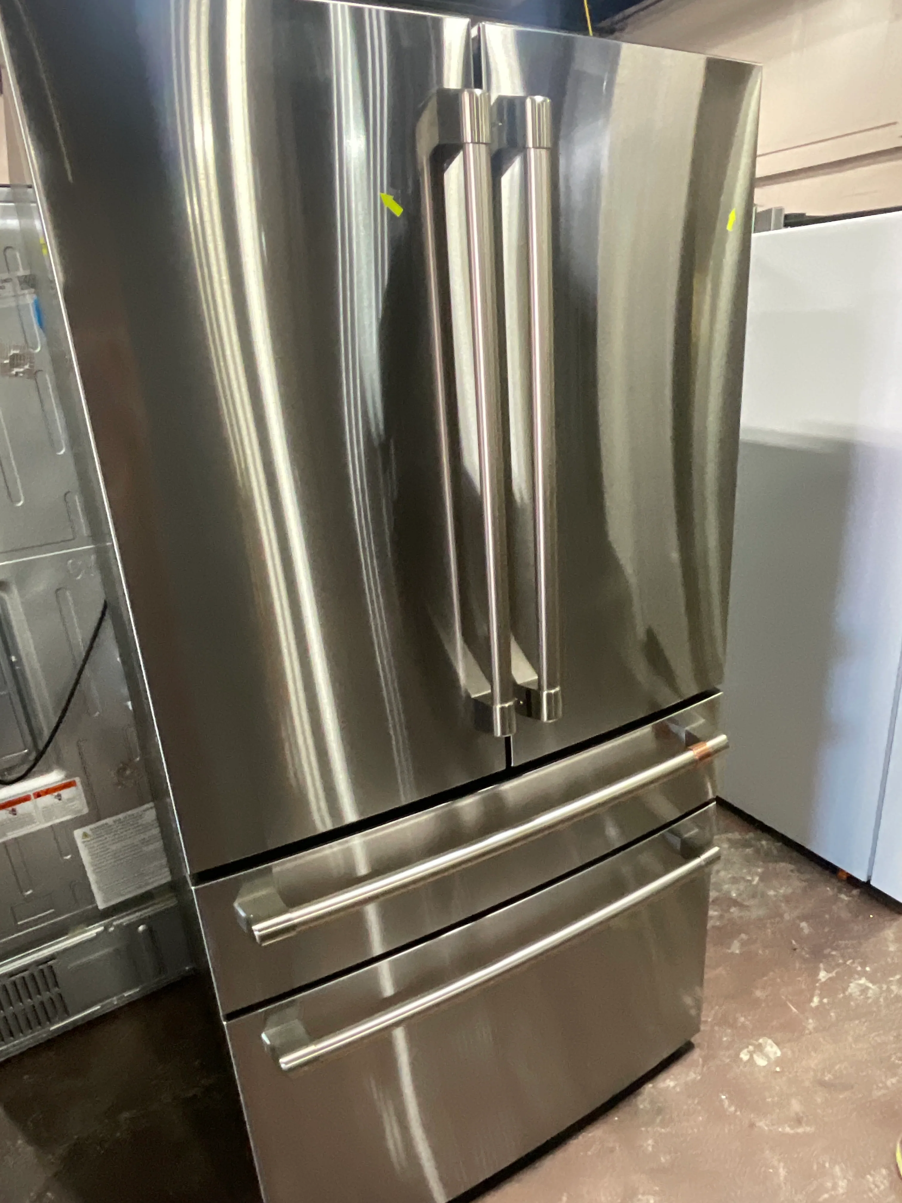 CAFÉ™ ENERGY STAR® 23.2 Cu. Ft. Smart Counter-Depth 4-Door French-Door Refrigerator With Dual-Dispense AutoFill Pitcher - Image 11