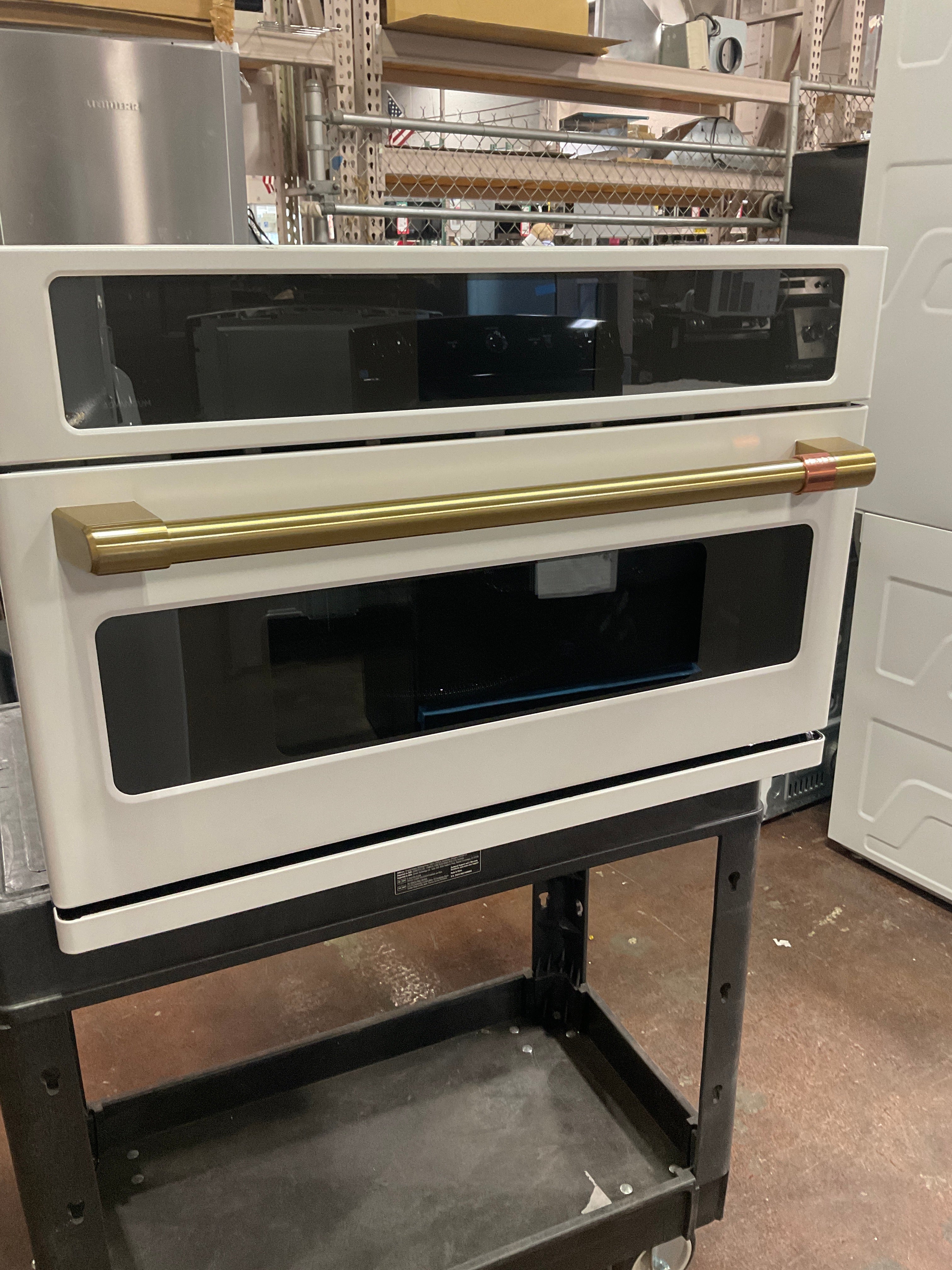 CAFÉ™ 30" Custom Speed Cook Oven with 120V Advantium® Technology - Image 11