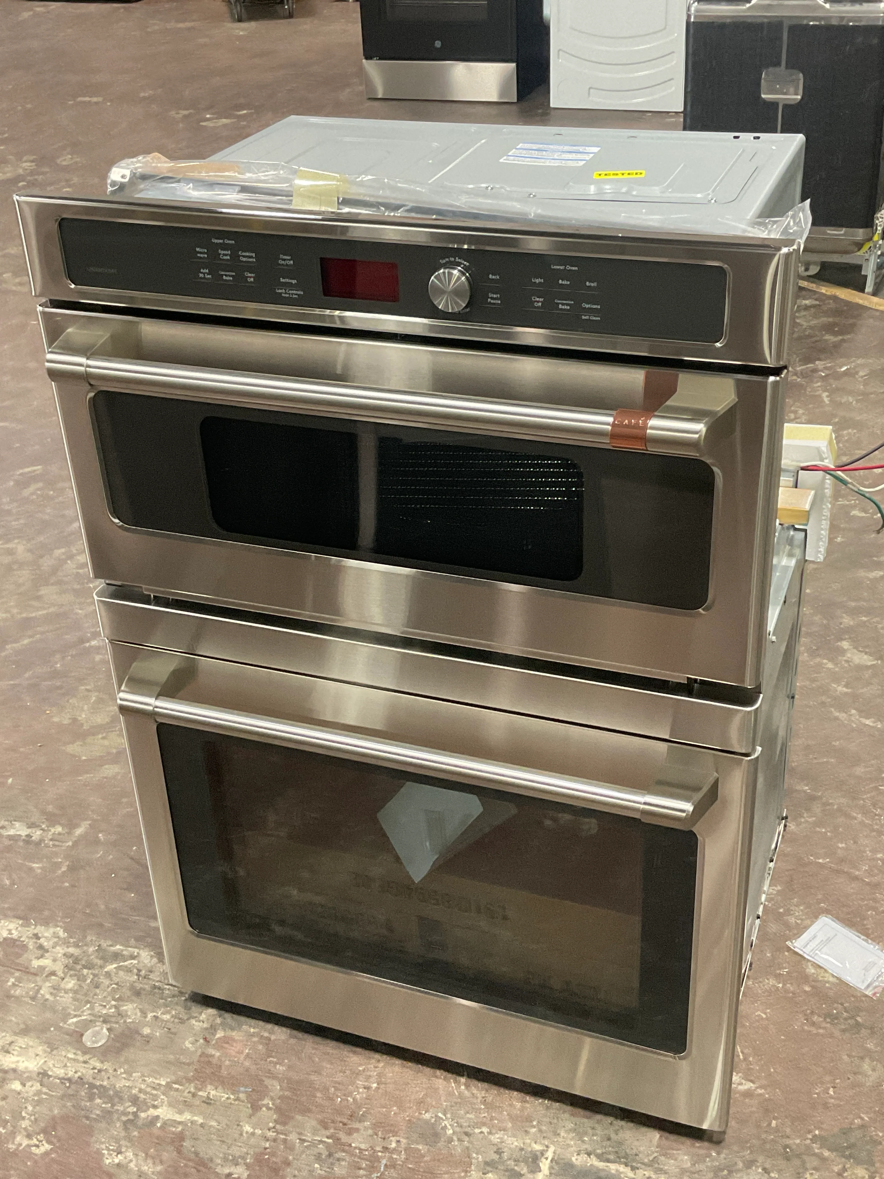 CAFÉ™ 30 in. Combination Double Wall Oven with Convection and Advantium® Technology - Image 12