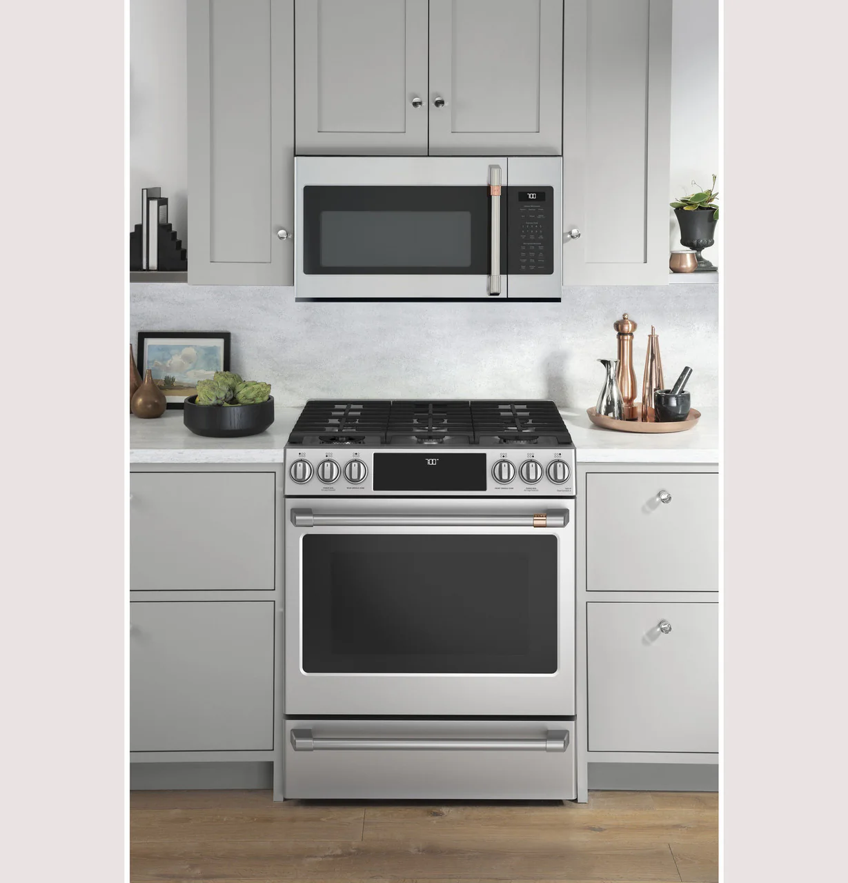 CAFÉ™ 1.9 Cu. Ft. Over-the-Range Microwave Oven - Image 8