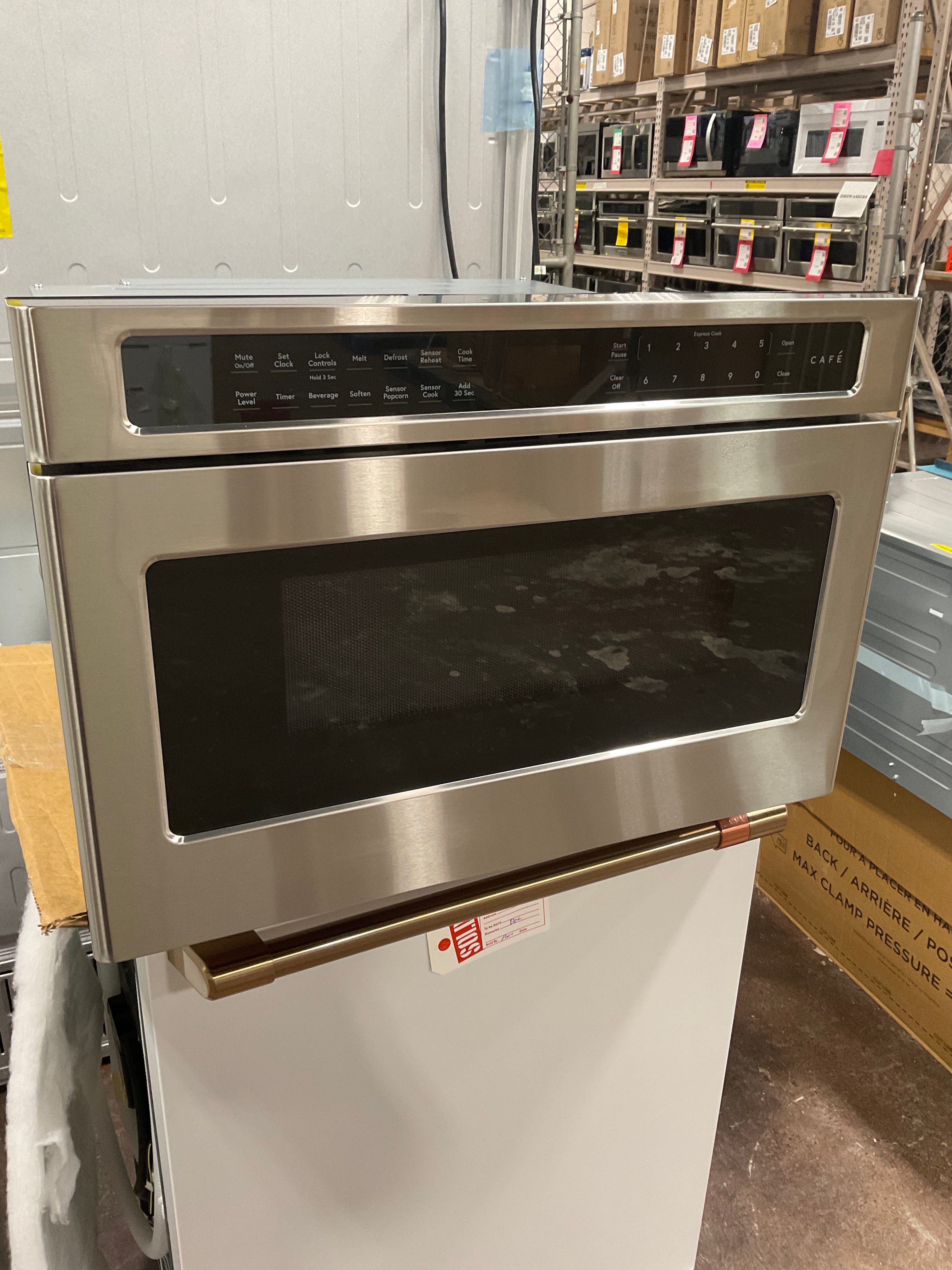 CAFÉ™ Built-In Microwave Drawer Oven - Image 15