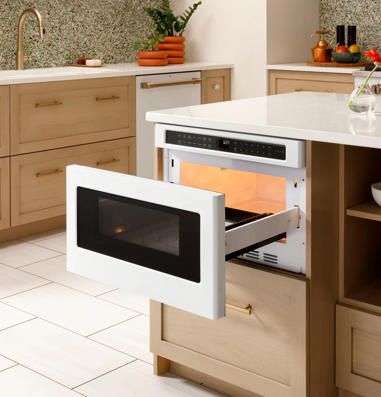 CAFÉ™ Built-In Microwave Drawer Oven - Image 5