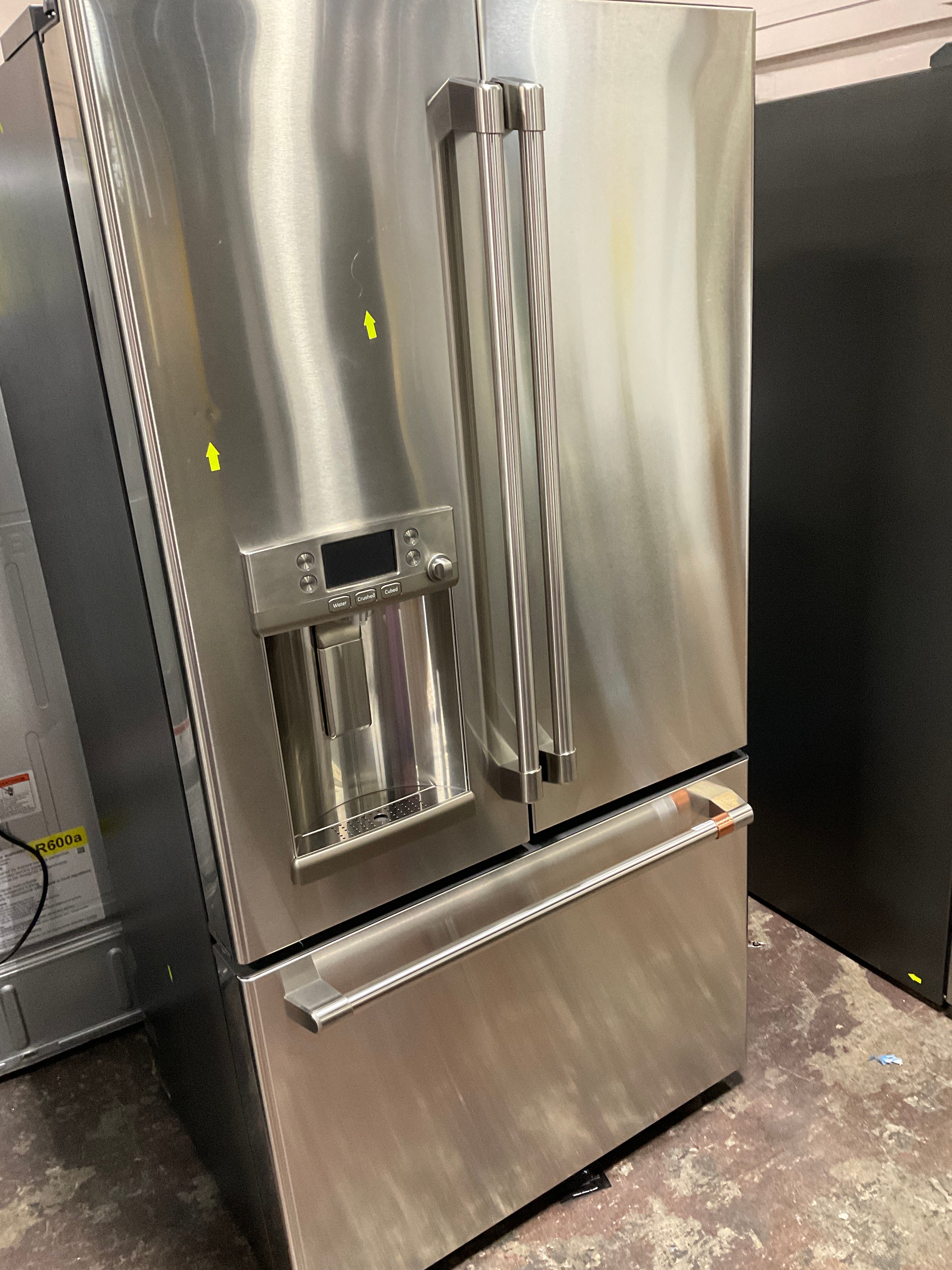 CAFÉ™ ENERGY STAR® 22.1 Cu. Ft. Smart Counter-Depth French-Door Refrigerator with Hot Water Dispenser - Image 11
