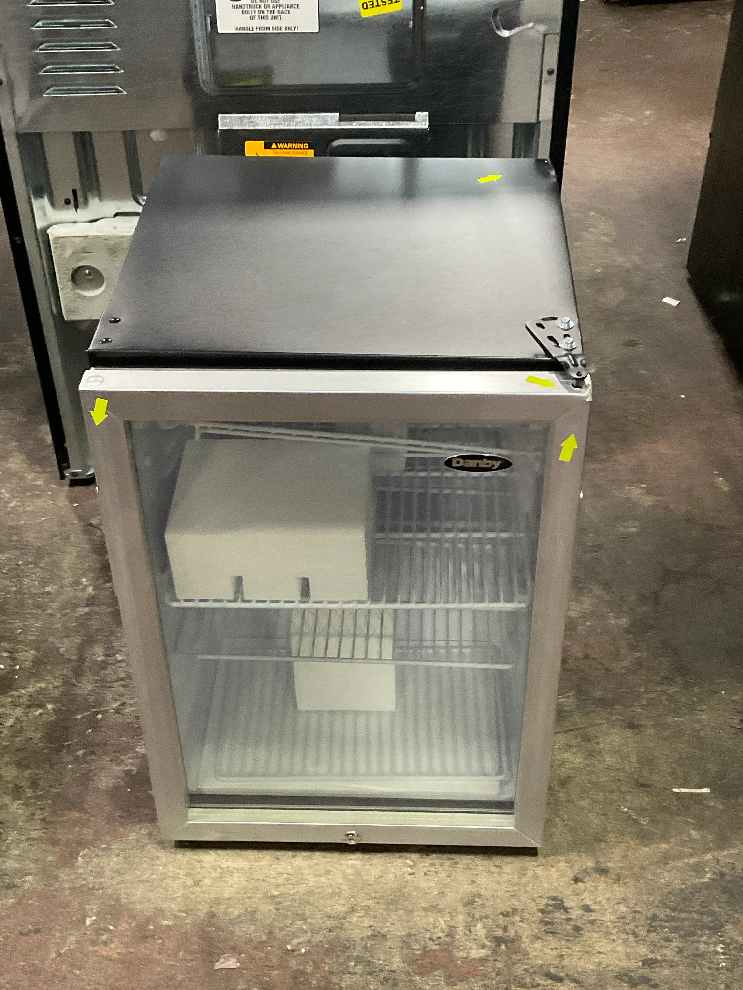 Danby 2.6 cu. ft. Compact Glass Door Fridge in Platinum - Image 12