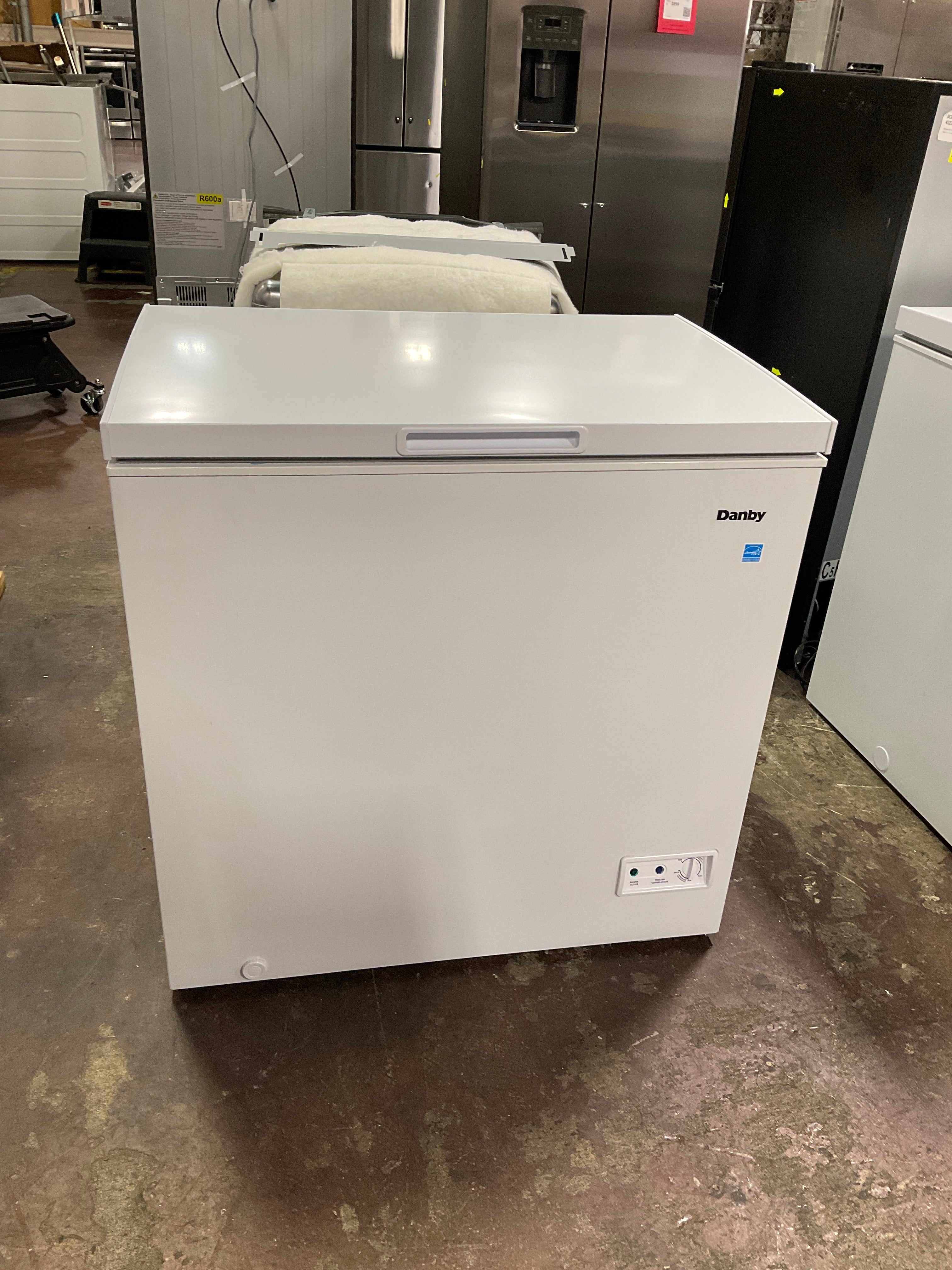 Danby Convertible Square Model Chest Freezer - Image 18
