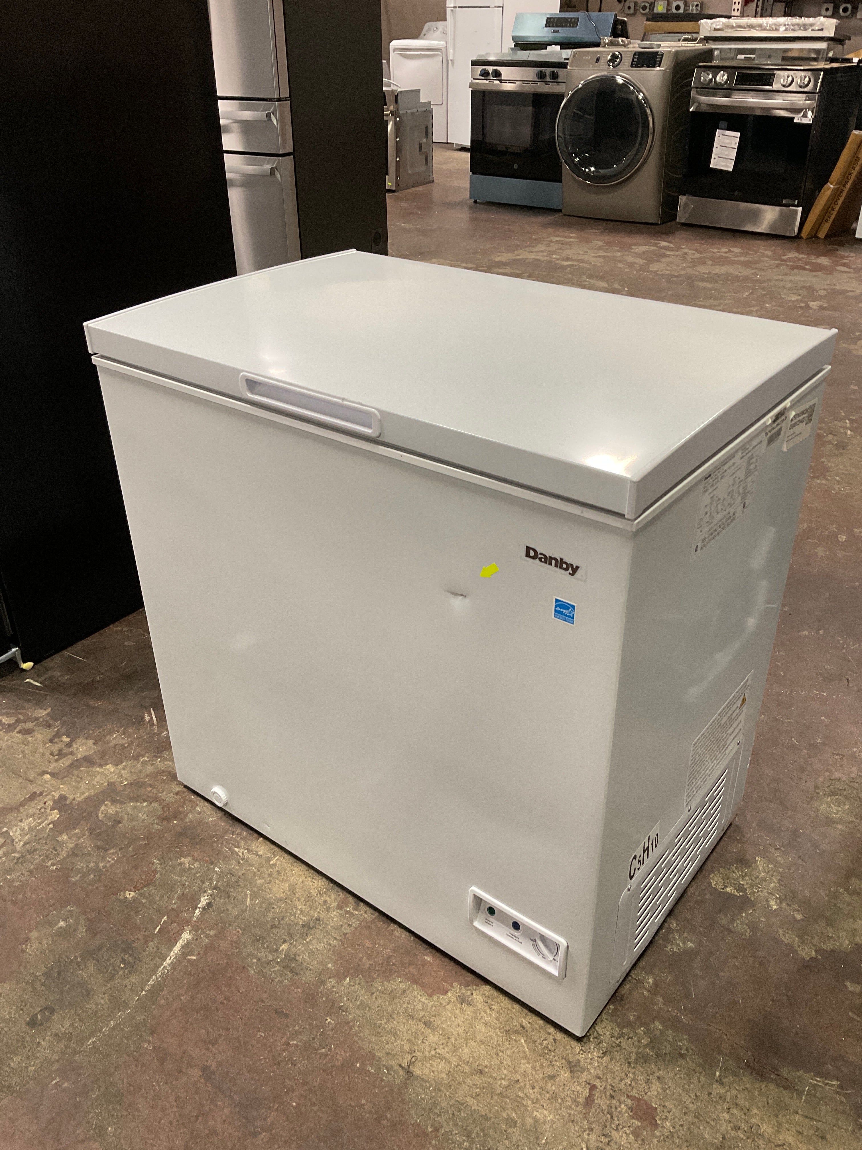 Danby Convertible Square Model Chest Freezer - Image 23