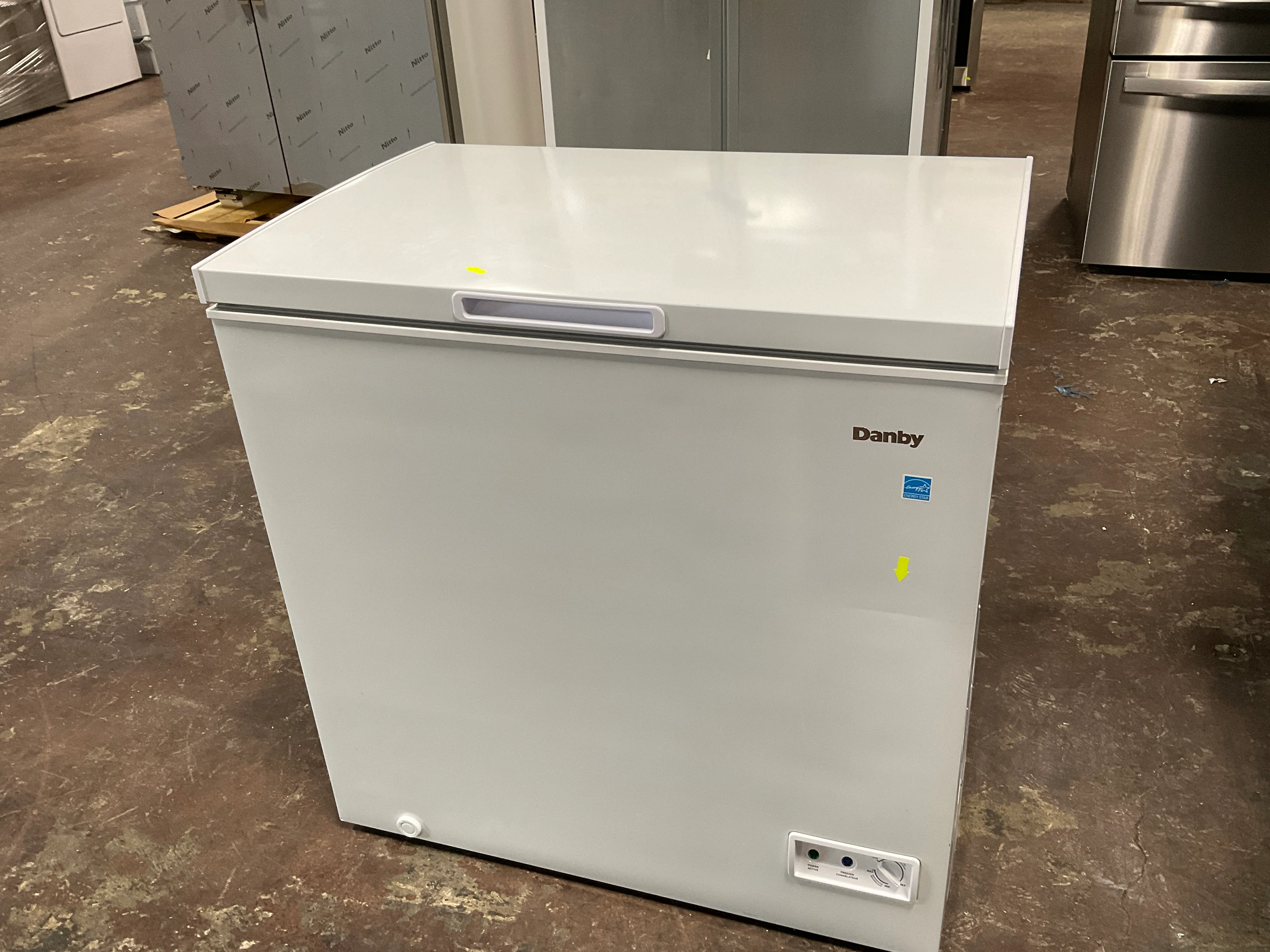 Danby Convertible Square Model Chest Freezer - Image 24