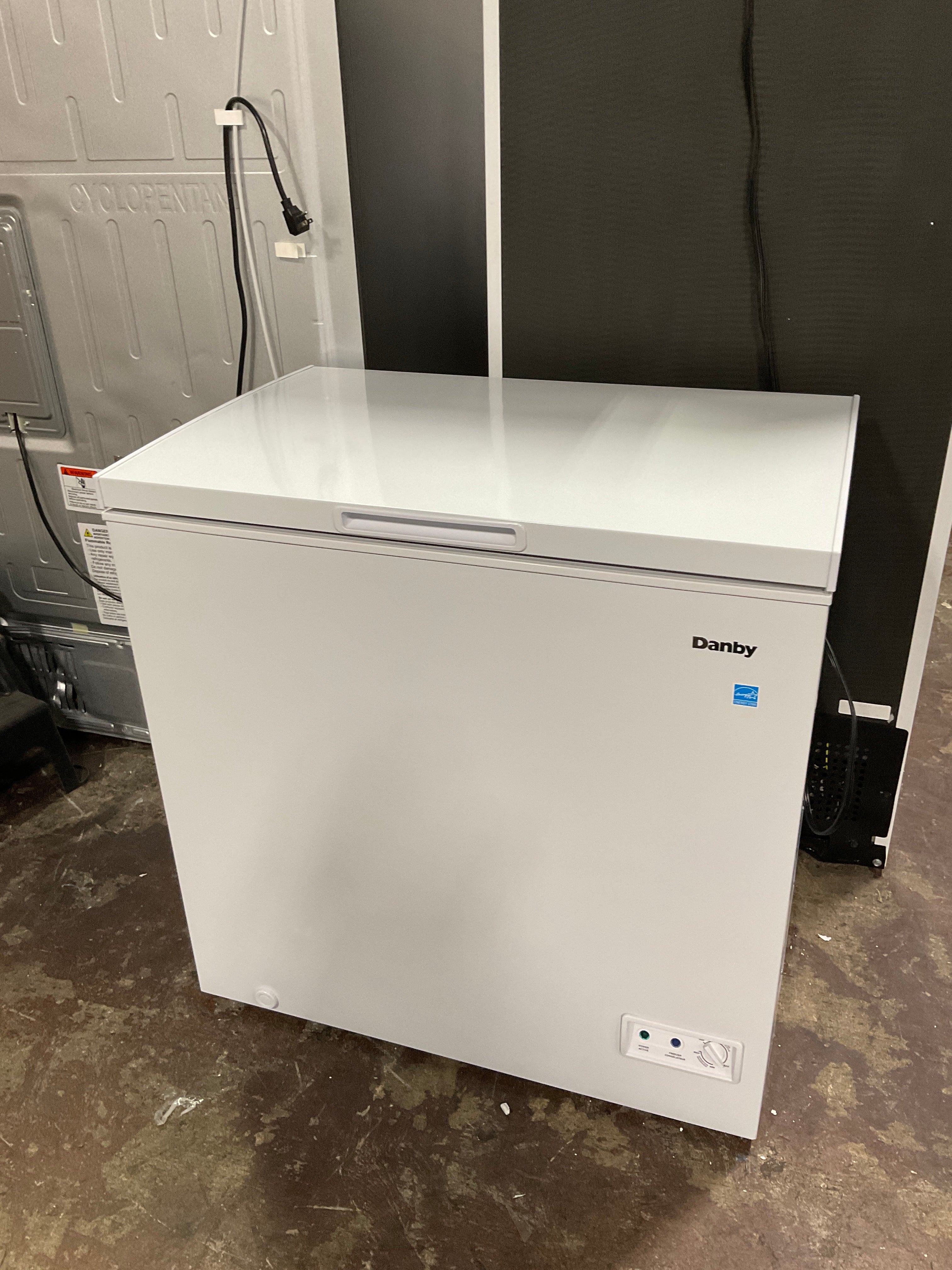 Danby Convertible Square Model Chest Freezer - Image 26