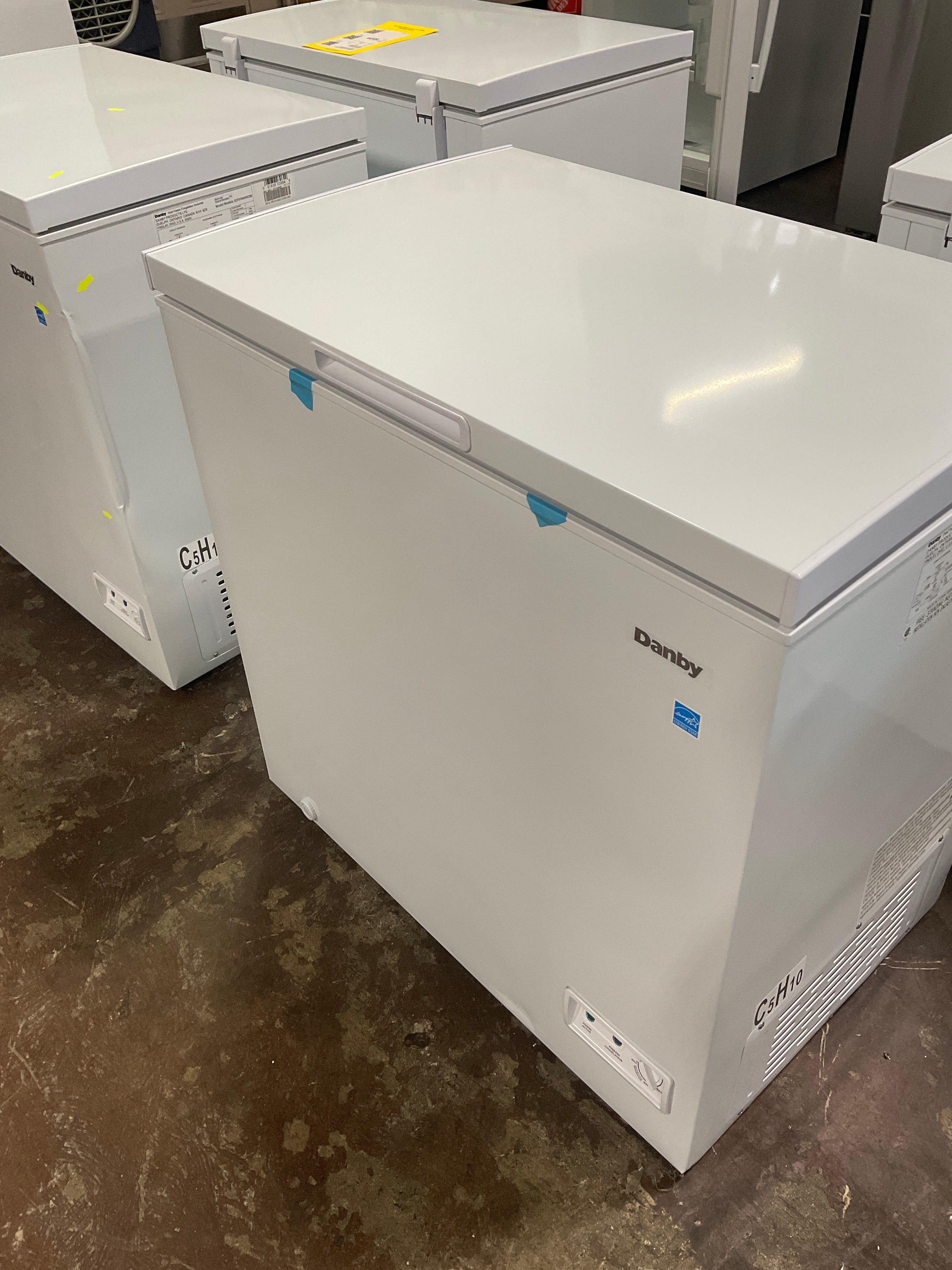 Danby Convertible Square Model Chest Freezer - Image 39