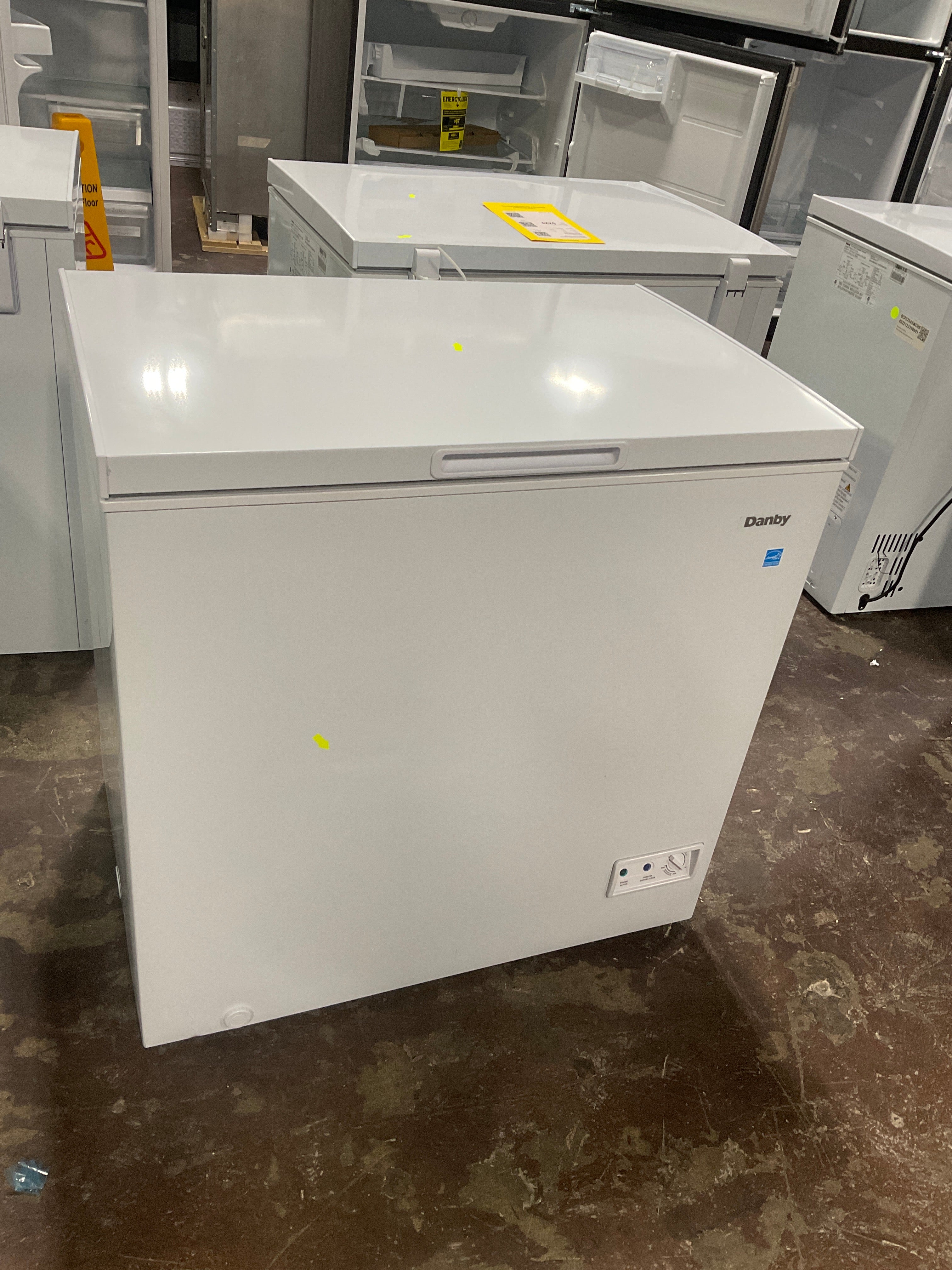 Danby Convertible Square Model Chest Freezer - Image 40