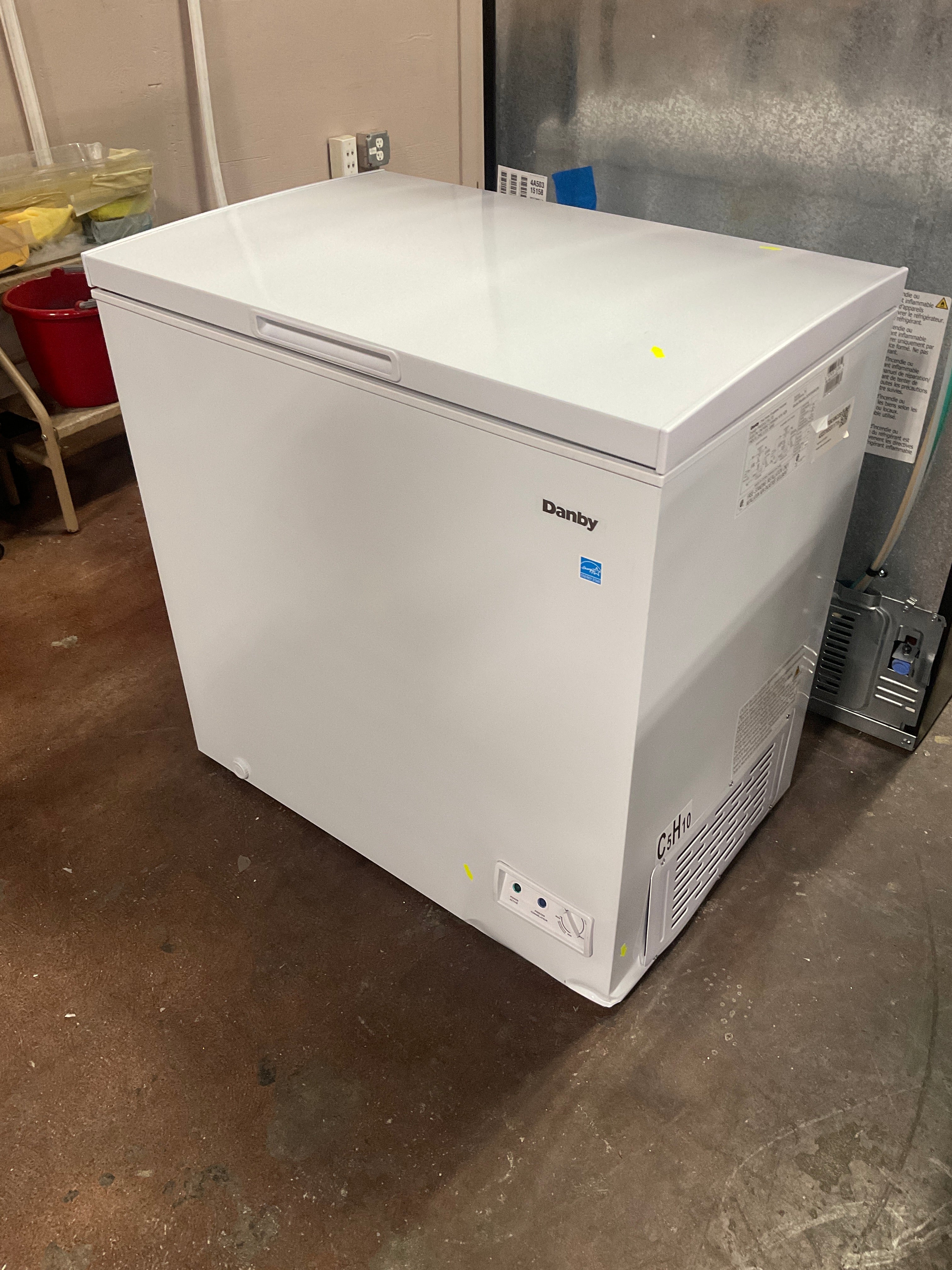 Danby Convertible Square Model Chest Freezer - Image 63