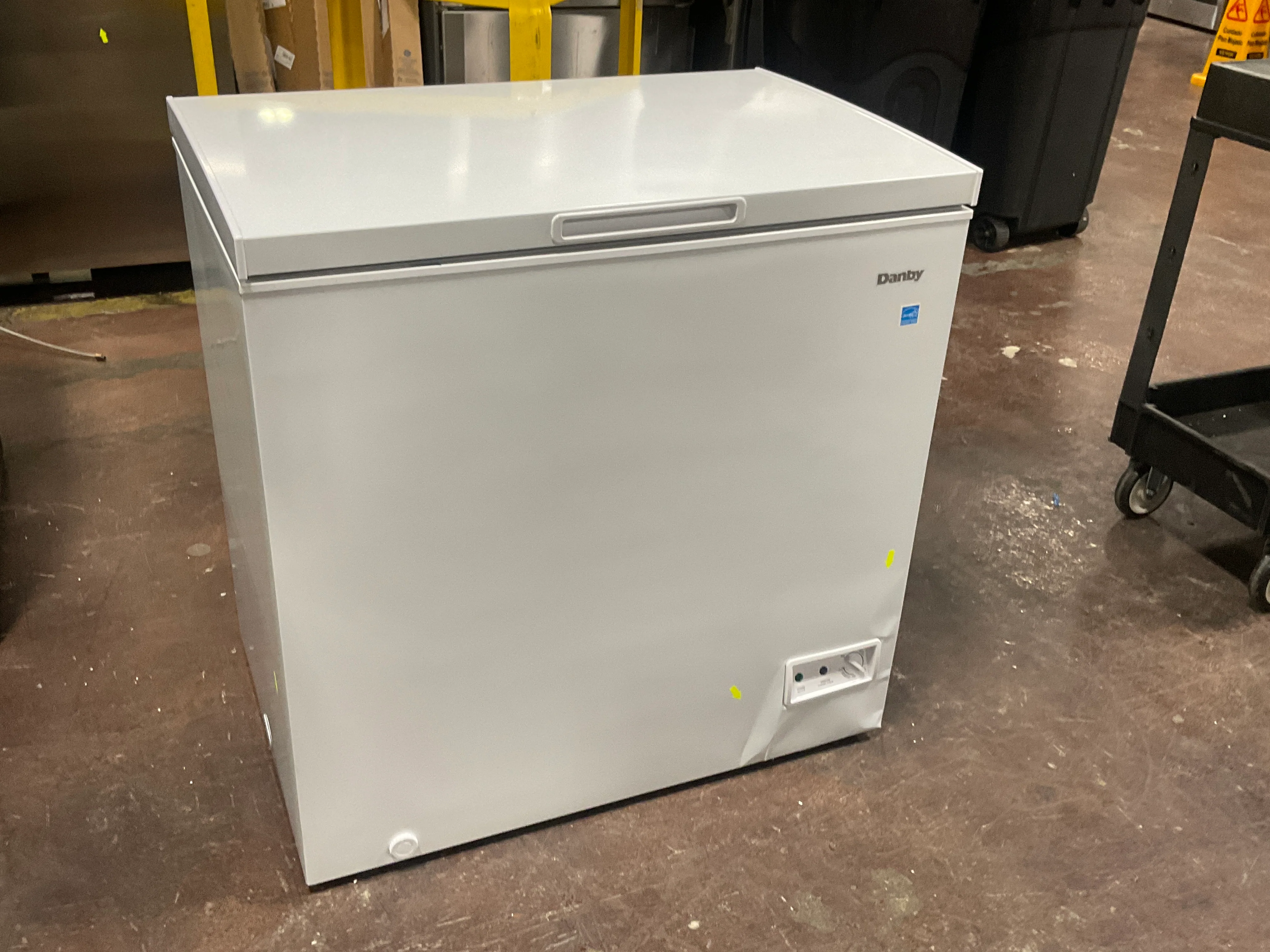 Danby Convertible Square Model Chest Freezer - Image 65