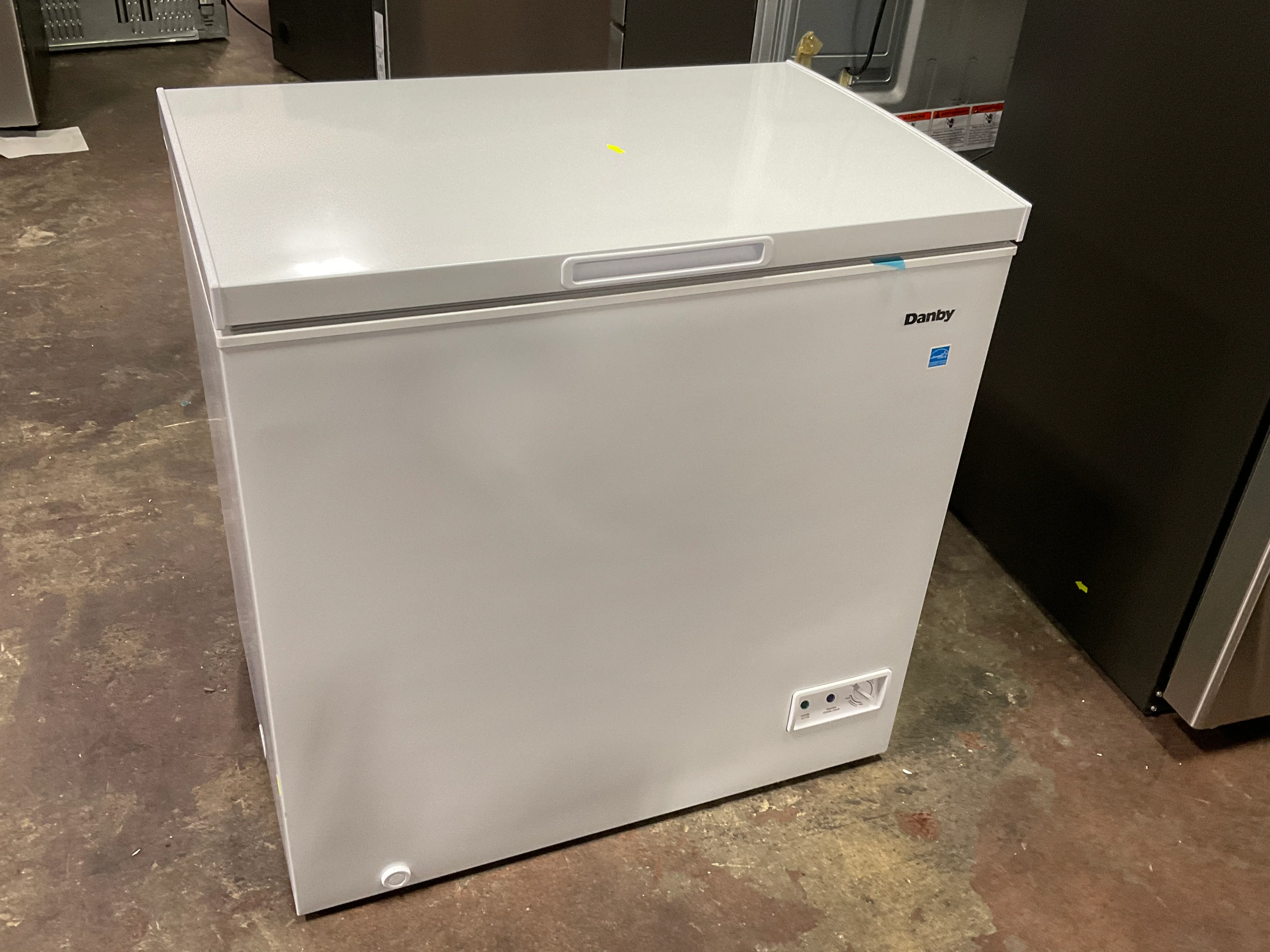 Danby Convertible Square Model Chest Freezer - Image 67