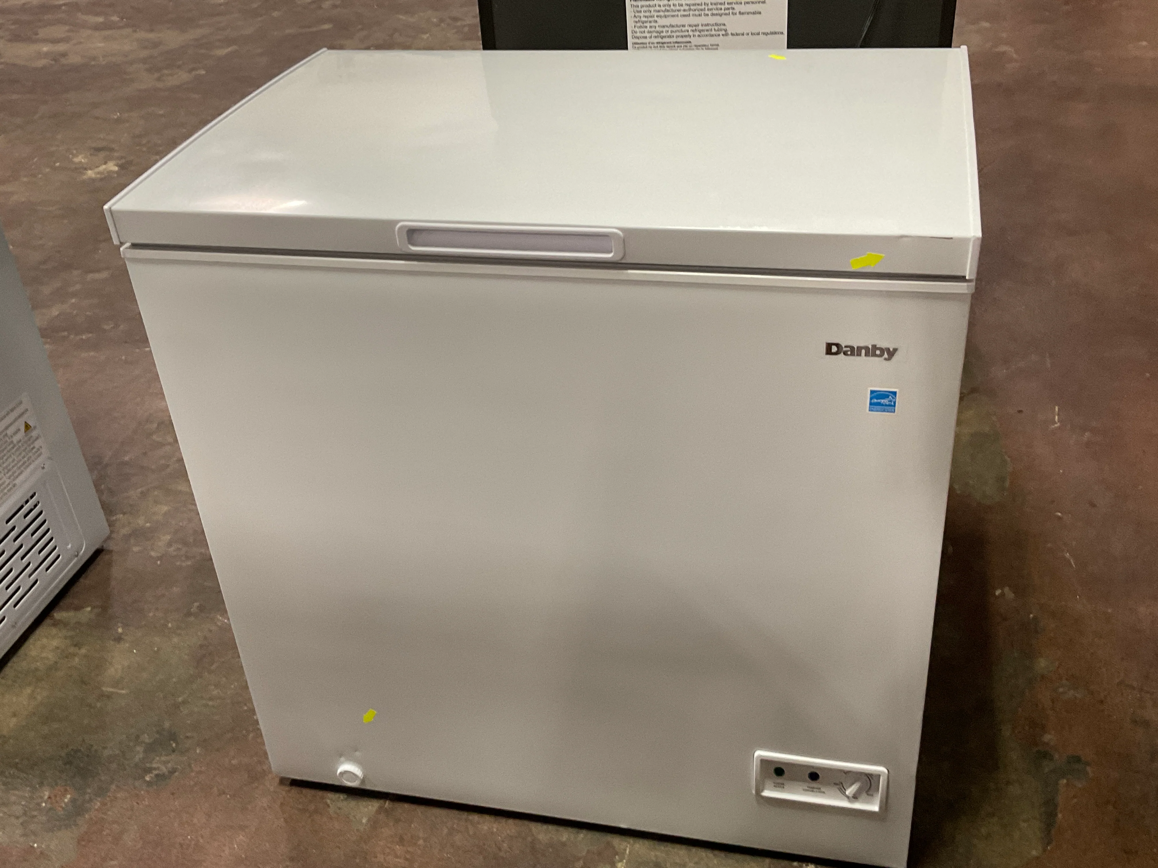 Danby Convertible Square Model Chest Freezer - Image 74