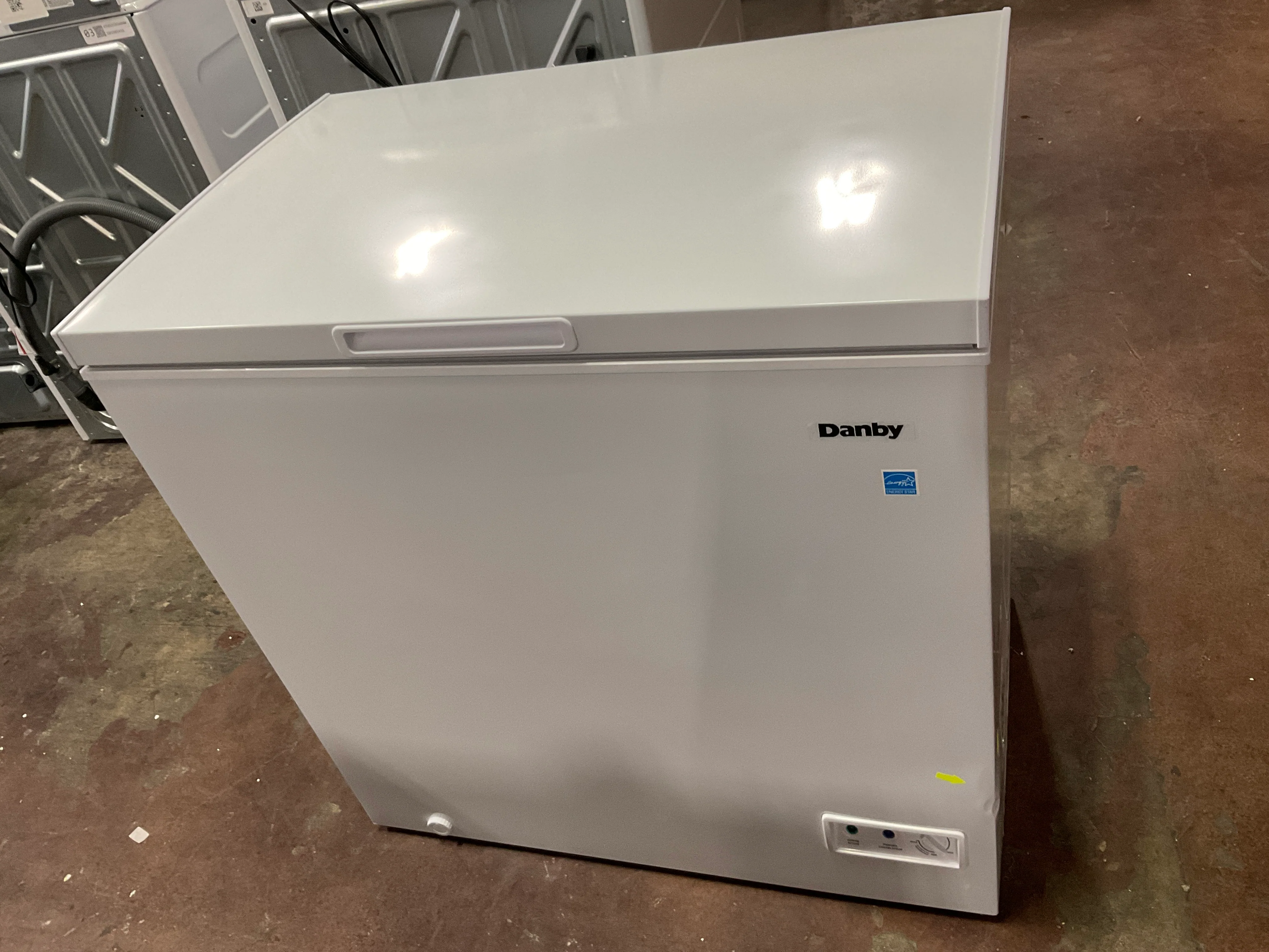 Danby Convertible Square Model Chest Freezer - Image 81