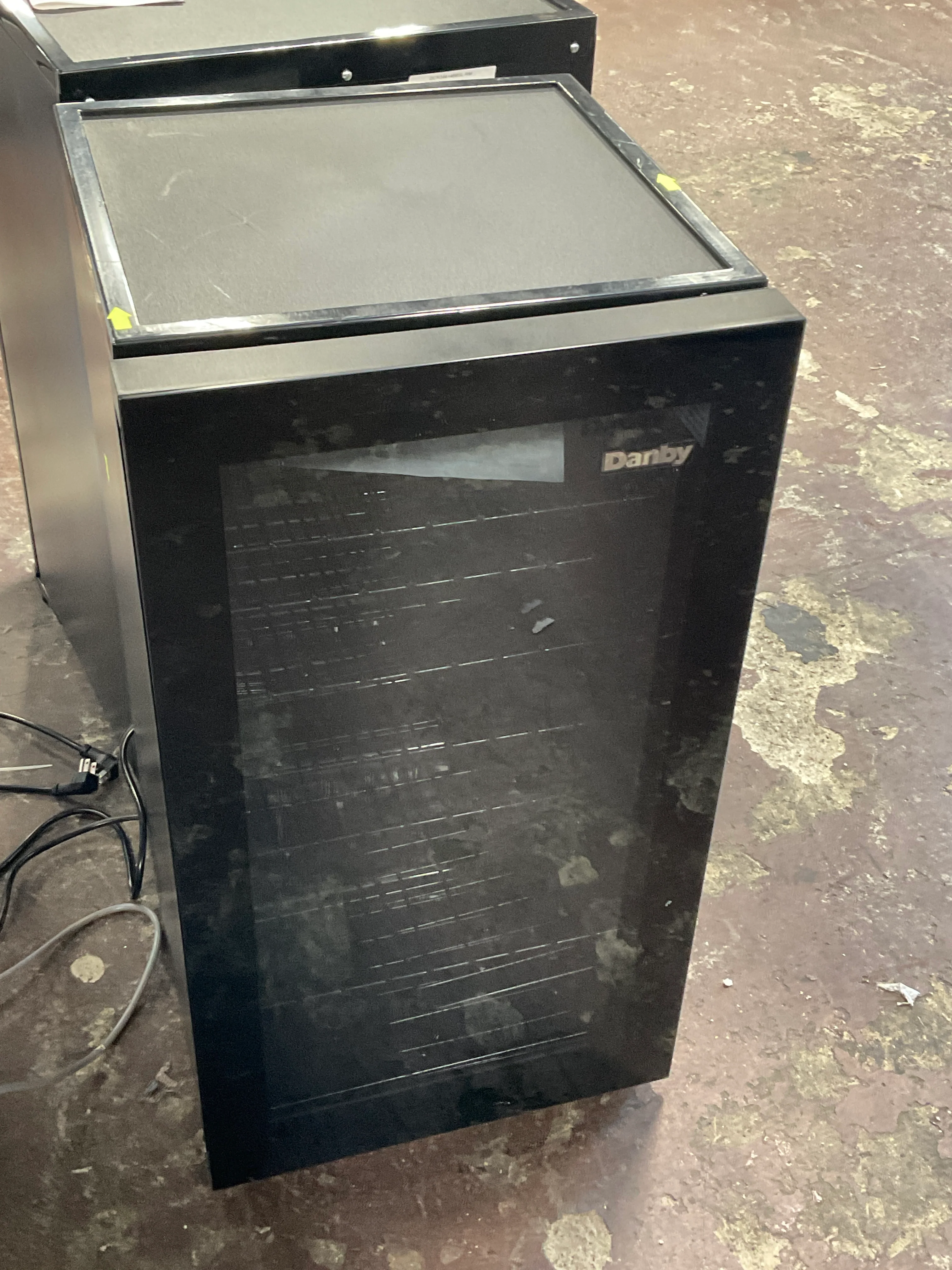 Danby 36 Bottle Free-Standing Wine Cooler in Black - Image 13