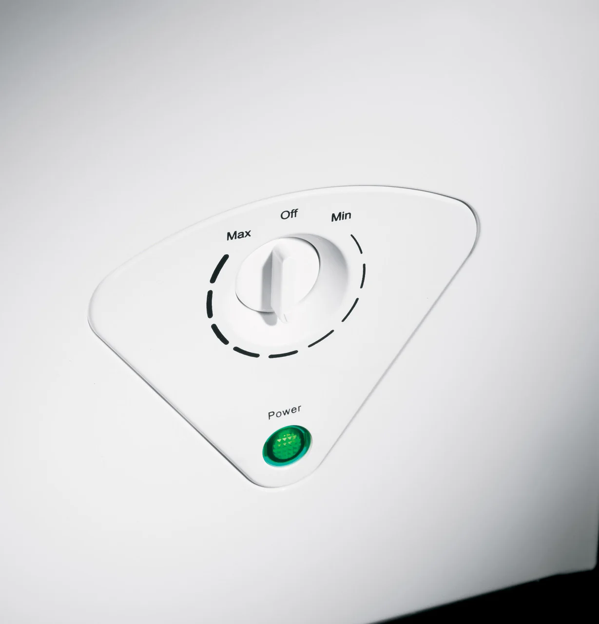 GE® 7.0 Cu. Ft. Manual Defrost Chest Freezer - Image 5