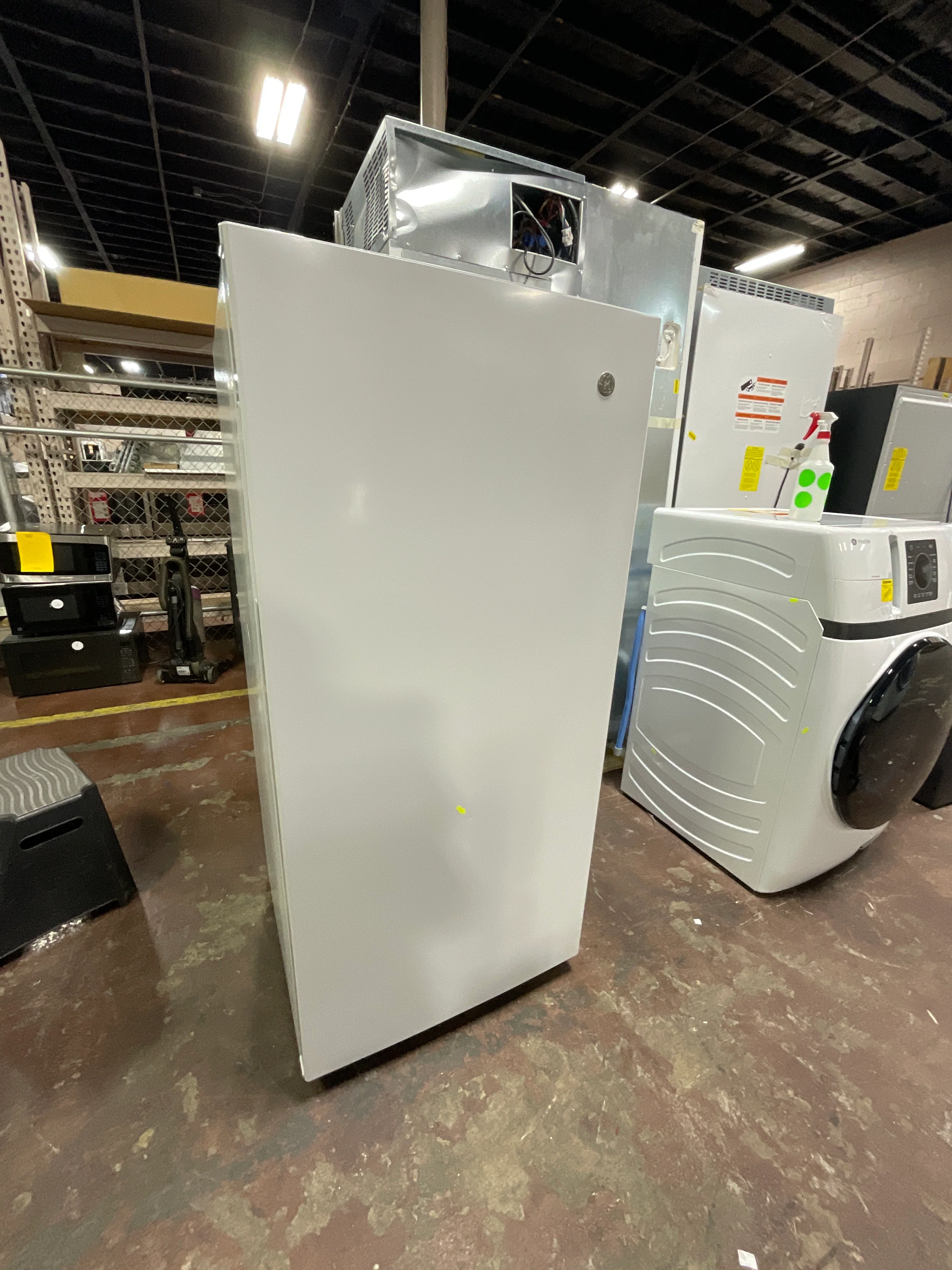 GE® 14.2 Cu. Ft. Frost-Free Garage Ready Upright Freezer - Image 7