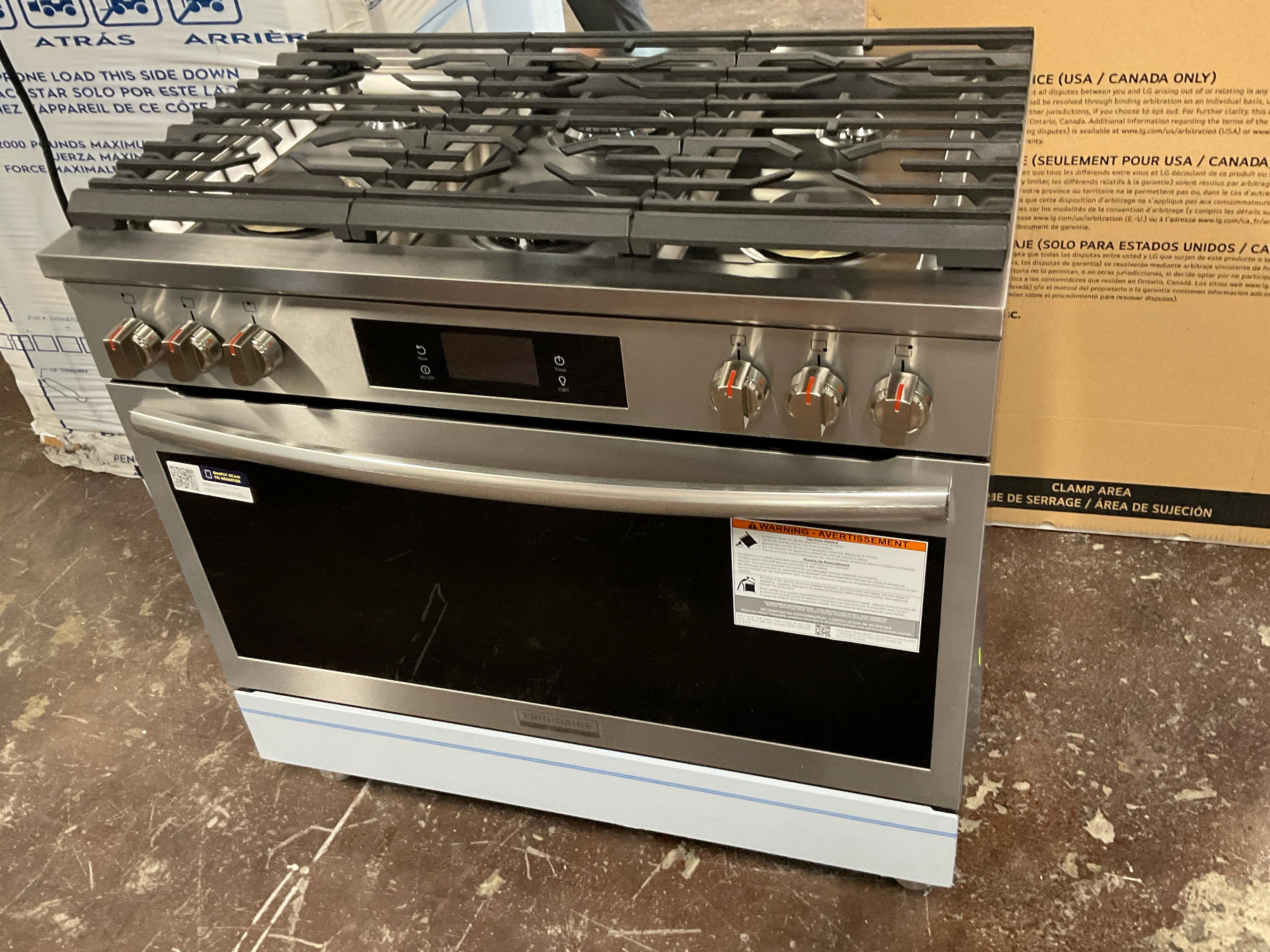 Frigidaire Gallery 36" Gas Range with Air Fry - Image 12