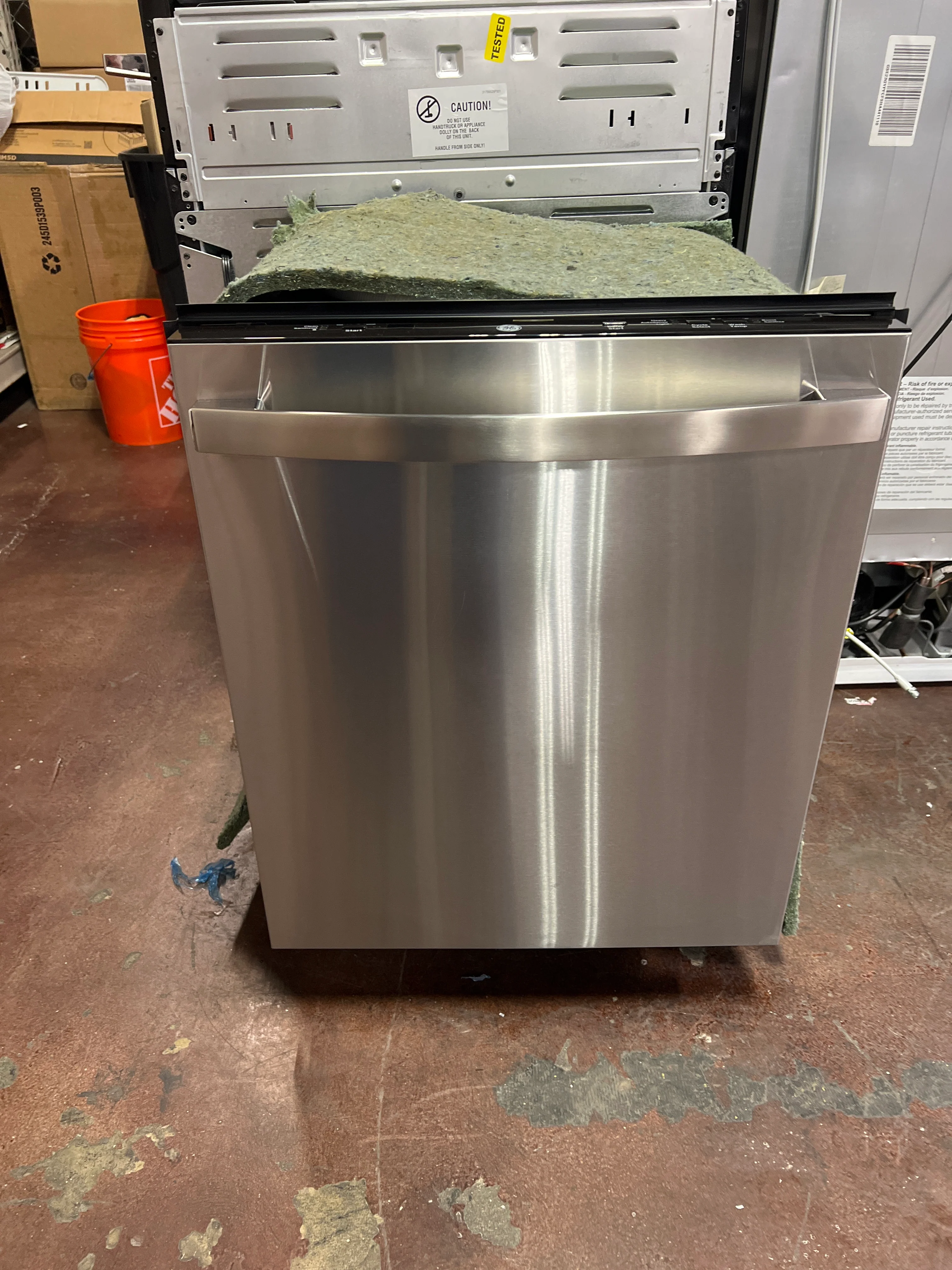 GE GE® ENERGY STAR® ADA Compliant Stainless Steel Interior Dishwasher with Sanitize Cycle - Image 6