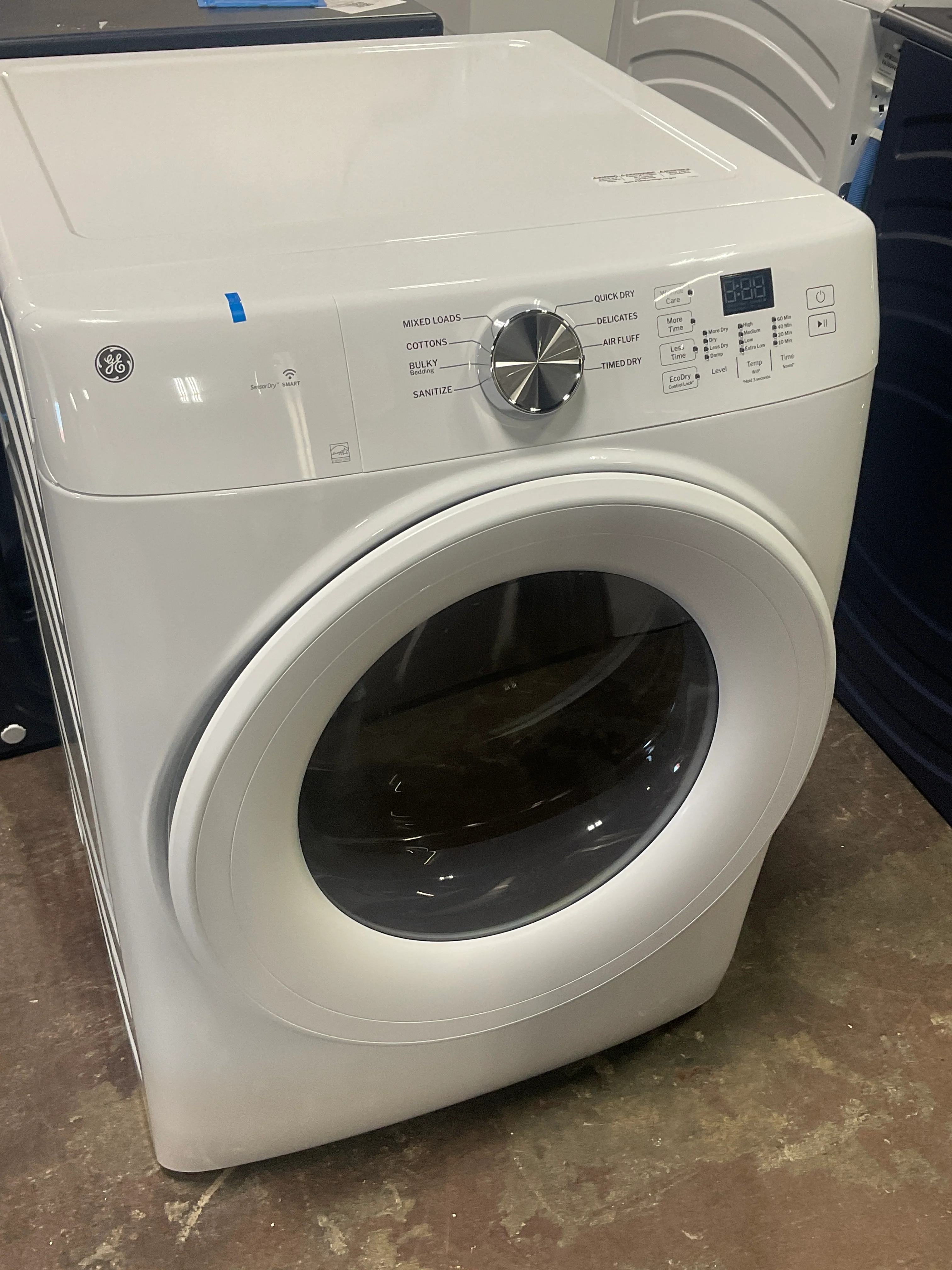 GE® ENERGY STAR® 7.8 cu. ft. Capacity Smart Front Load Electric Dryer - Image 6