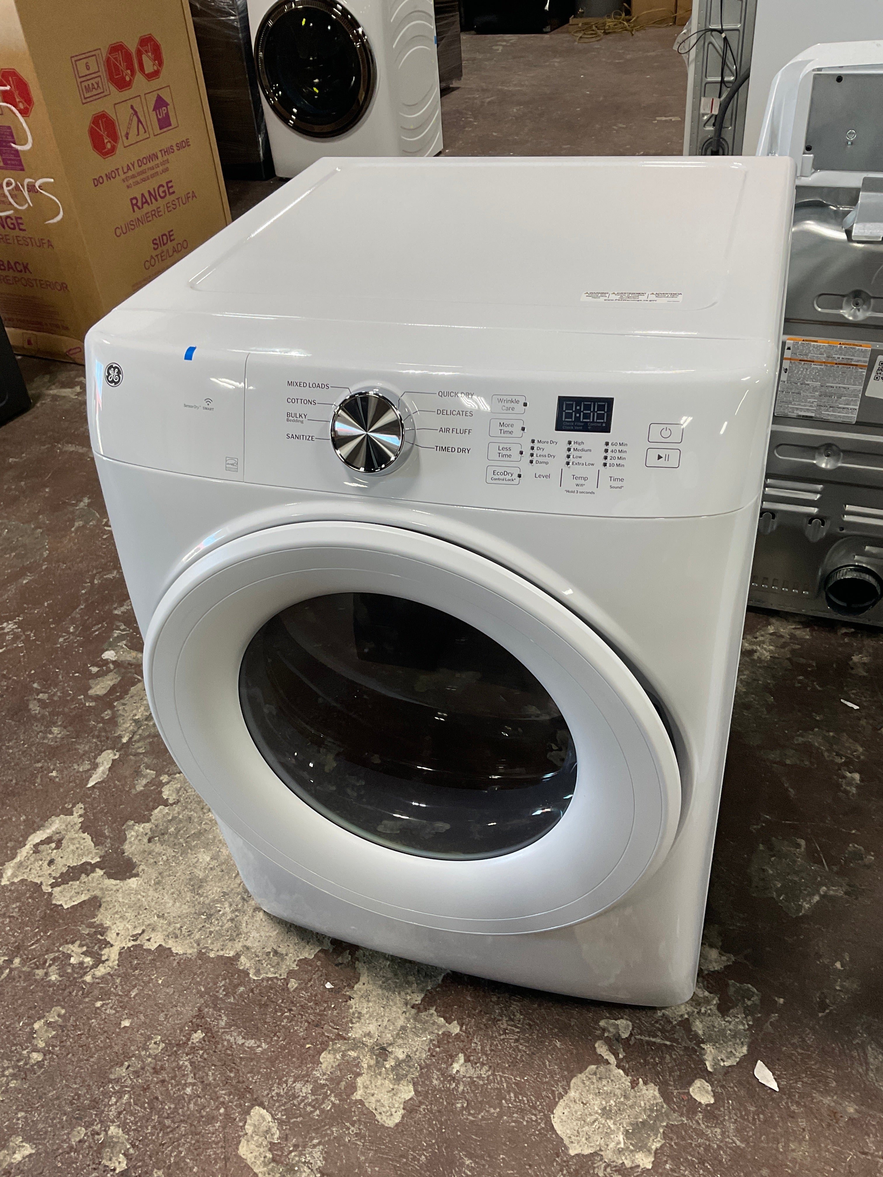 GE® ENERGY STAR® 7.8 cu. ft. Capacity Smart Front Load Electric Dryer - Image 8