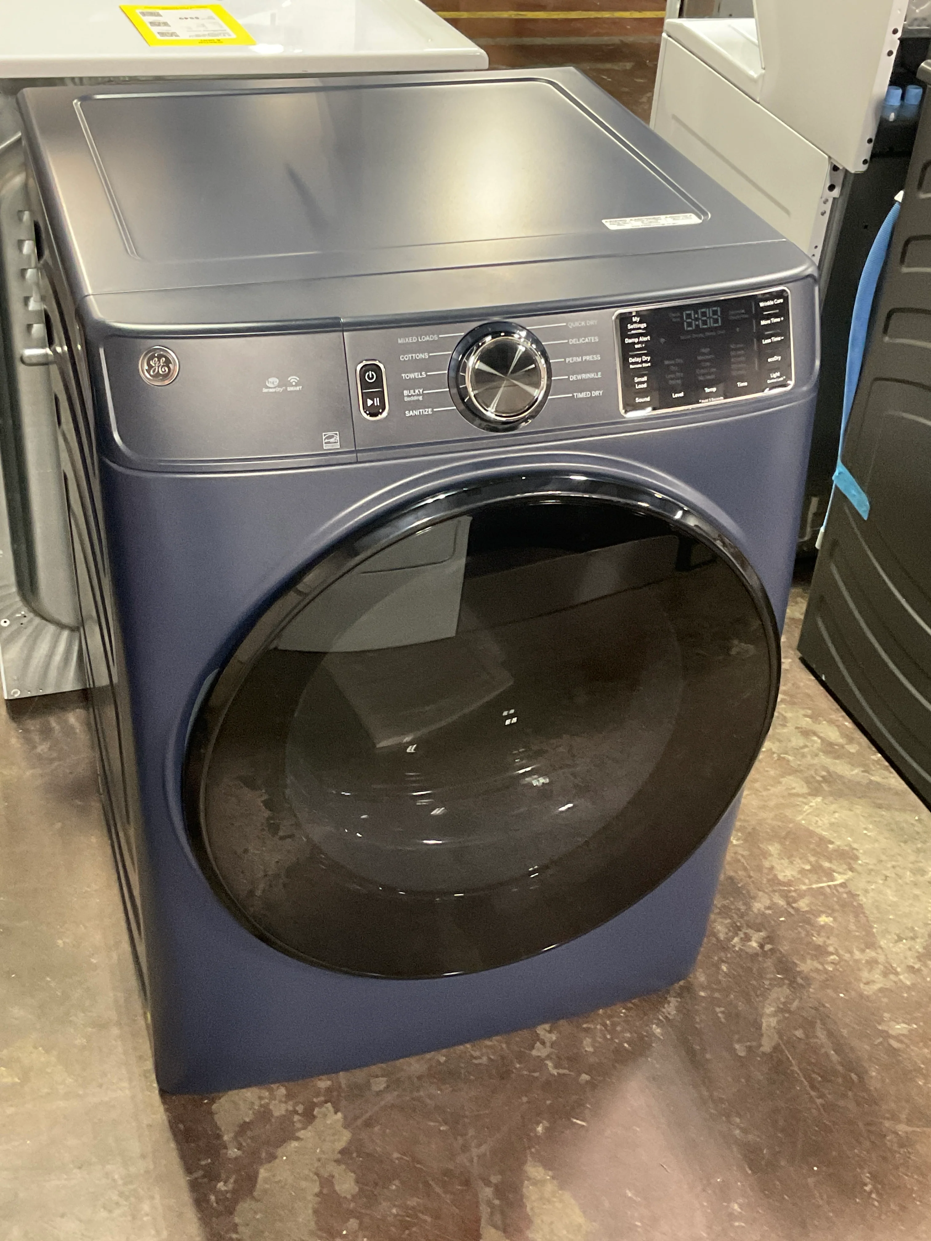 GE® ENERGY STAR® 7.8 cu. ft. Capacity Smart Front Load Electric Dryer with Sanitize Cycle - Image 16