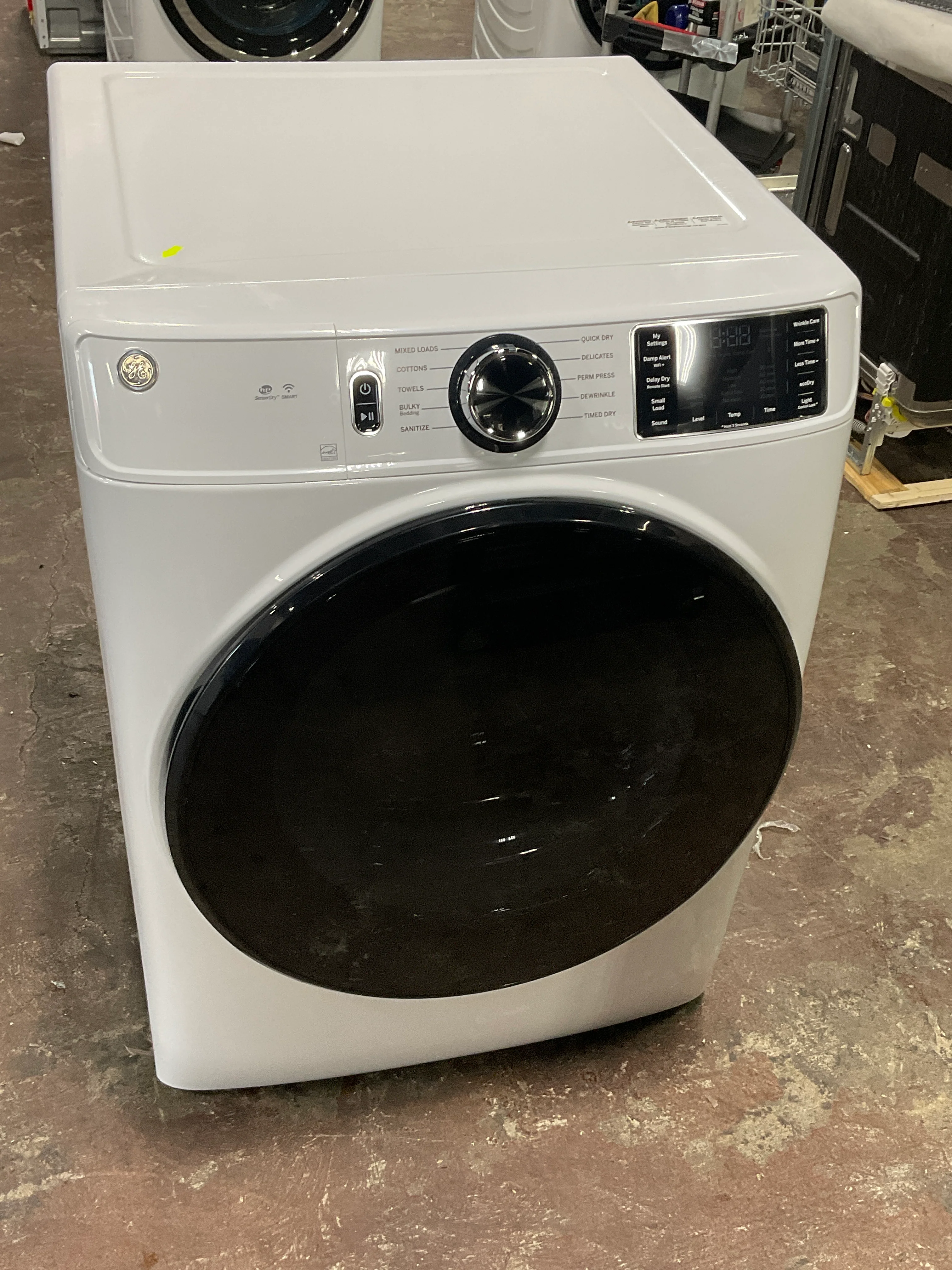 GE GE® ENERGY STAR® 7.8 cu. ft. Capacity Smart Front Load Electric Dryer with Sanitize Cycle - Image 10