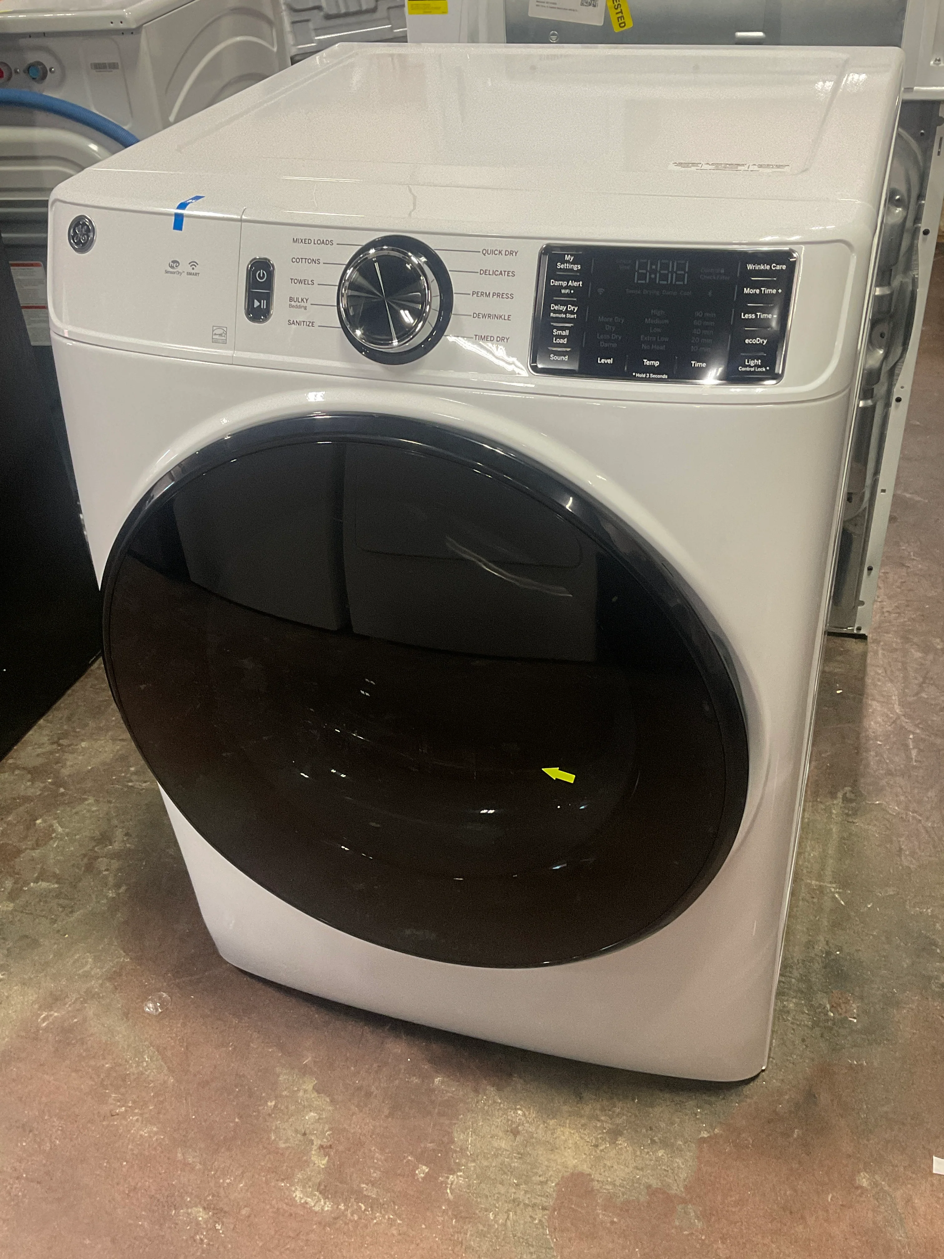 GE GE® ENERGY STAR® 7.8 cu. ft. Capacity Smart Front Load Electric Dryer with Sanitize Cycle - Image 7