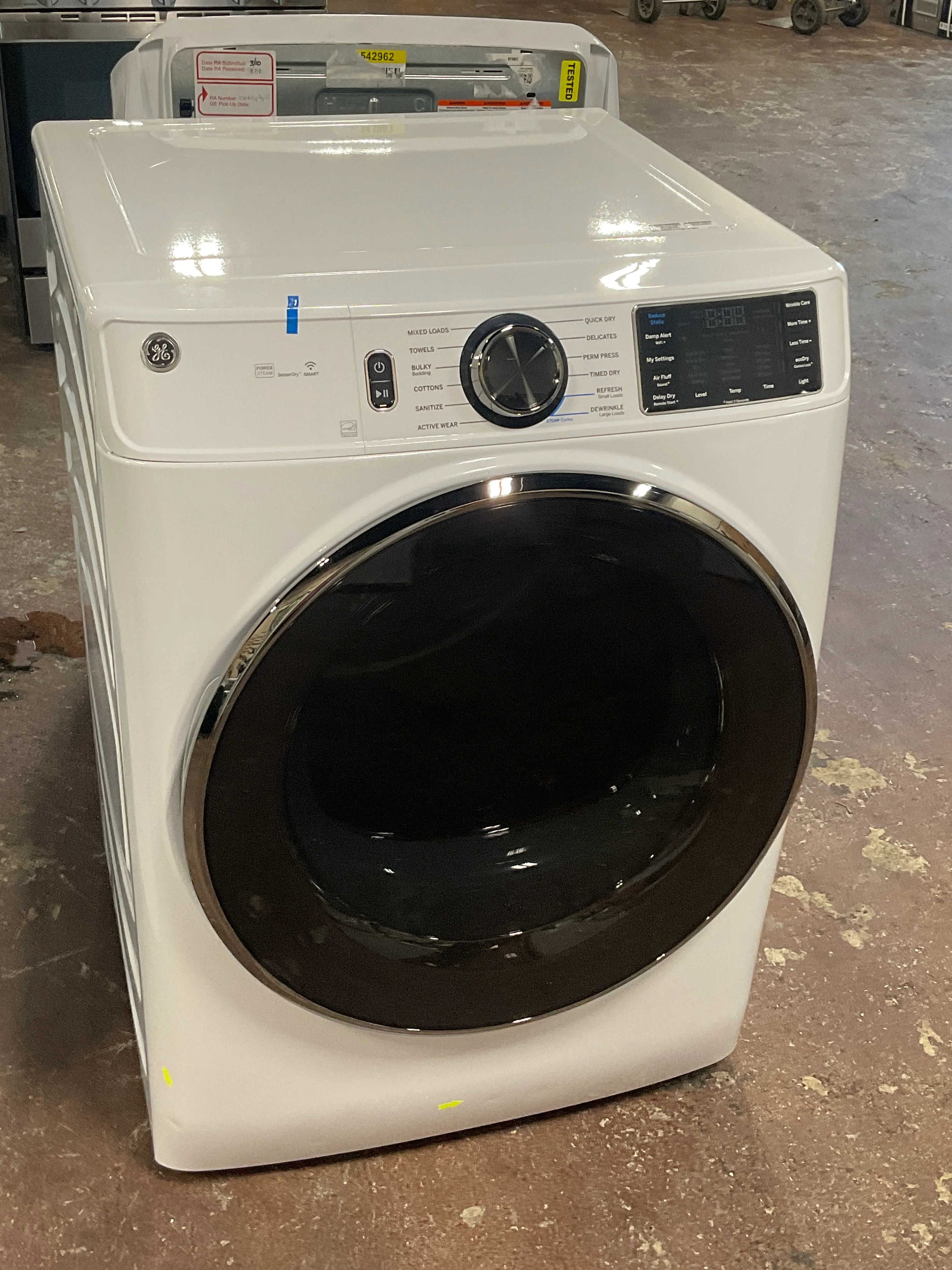 GE® ENERGY STAR® 7.8 cu. ft. Capacity Smart Front Load Electric Dryer with Steam and Sanitize Cycle - Image 6