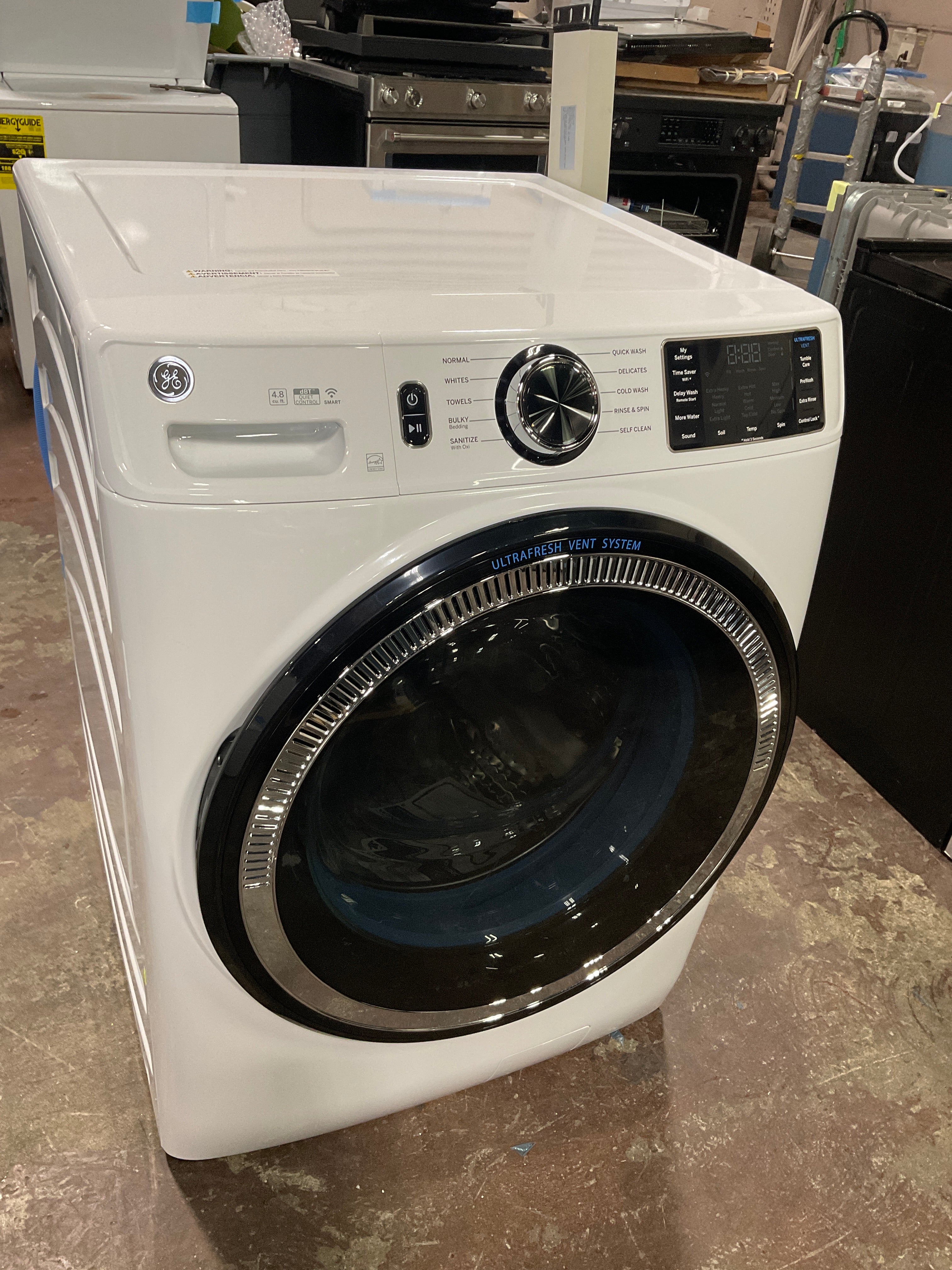 GE GE® ENERGY STAR 4.8 cu. ft. Capacity Smart Front Load ® Washer with UltraFresh Vent System with OdorBlock™ and Sanitize w/Oxi - Image 11