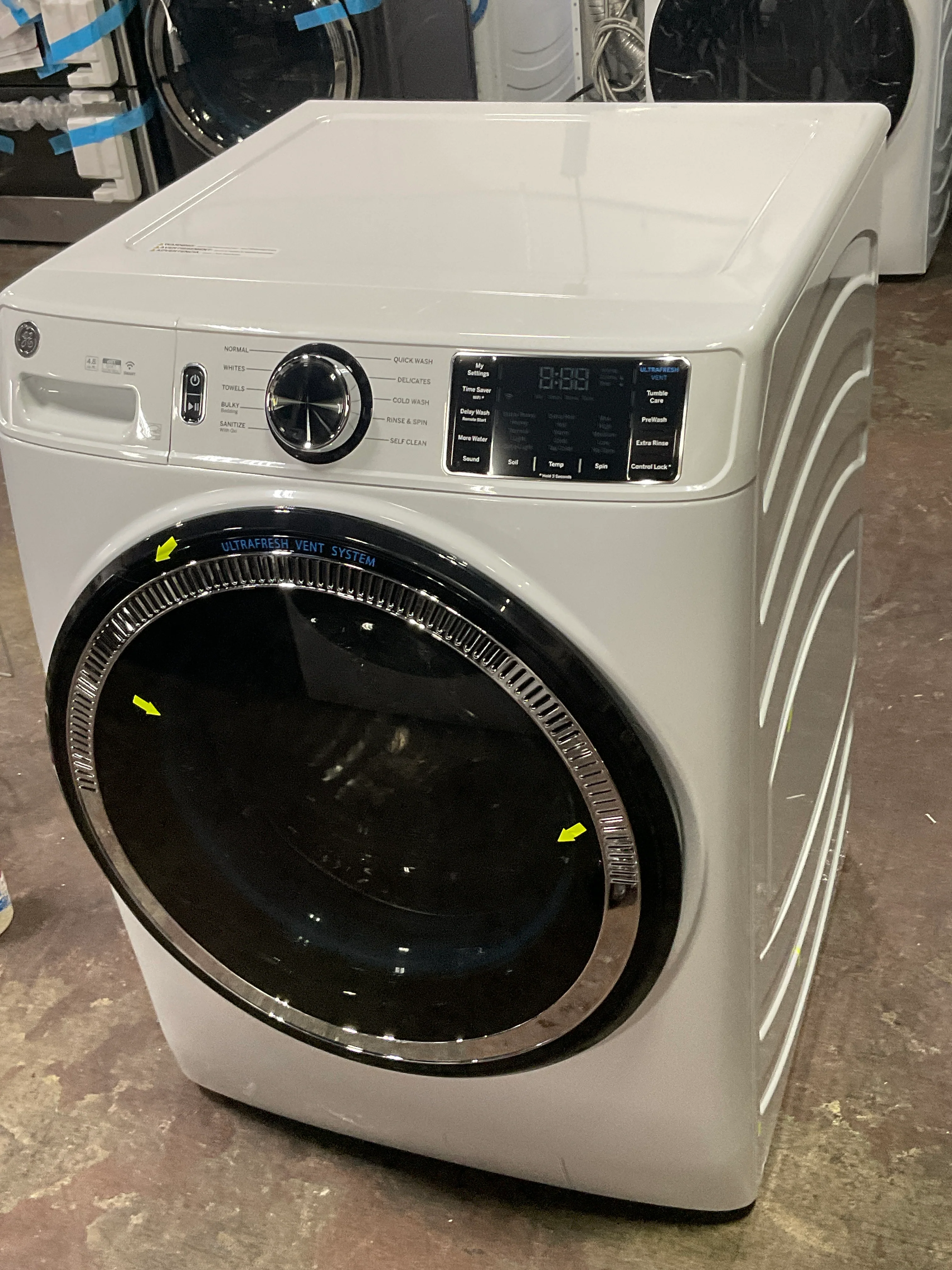 GE GE® ENERGY STAR 4.8 cu. ft. Capacity Smart Front Load ® Washer with UltraFresh Vent System with OdorBlock™ and Sanitize w/Oxi - Image 14