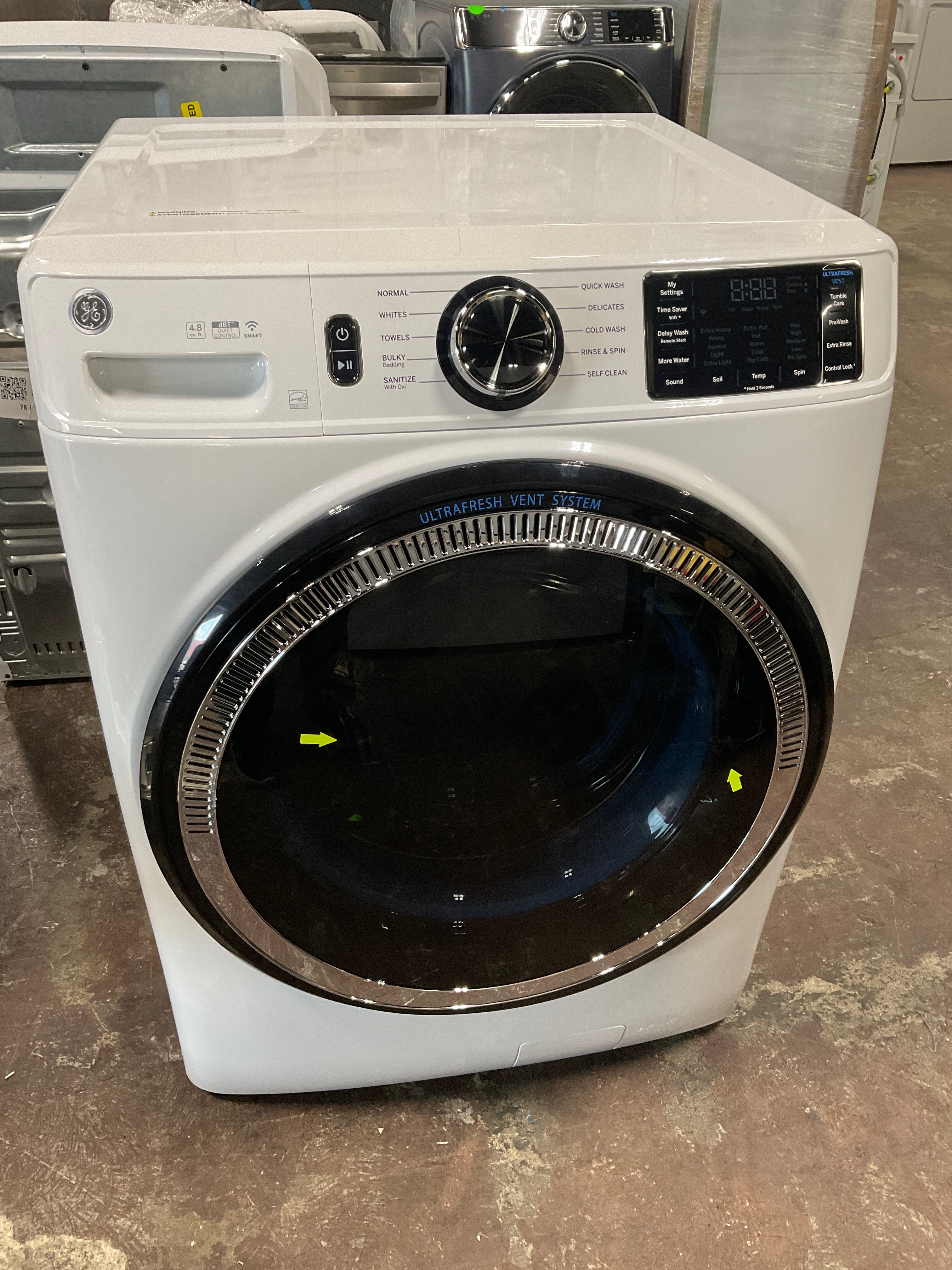 GE GE® ENERGY STAR 4.8 cu. ft. Capacity Smart Front Load ® Washer with UltraFresh Vent System with OdorBlock™ and Sanitize w/Oxi - Image 6