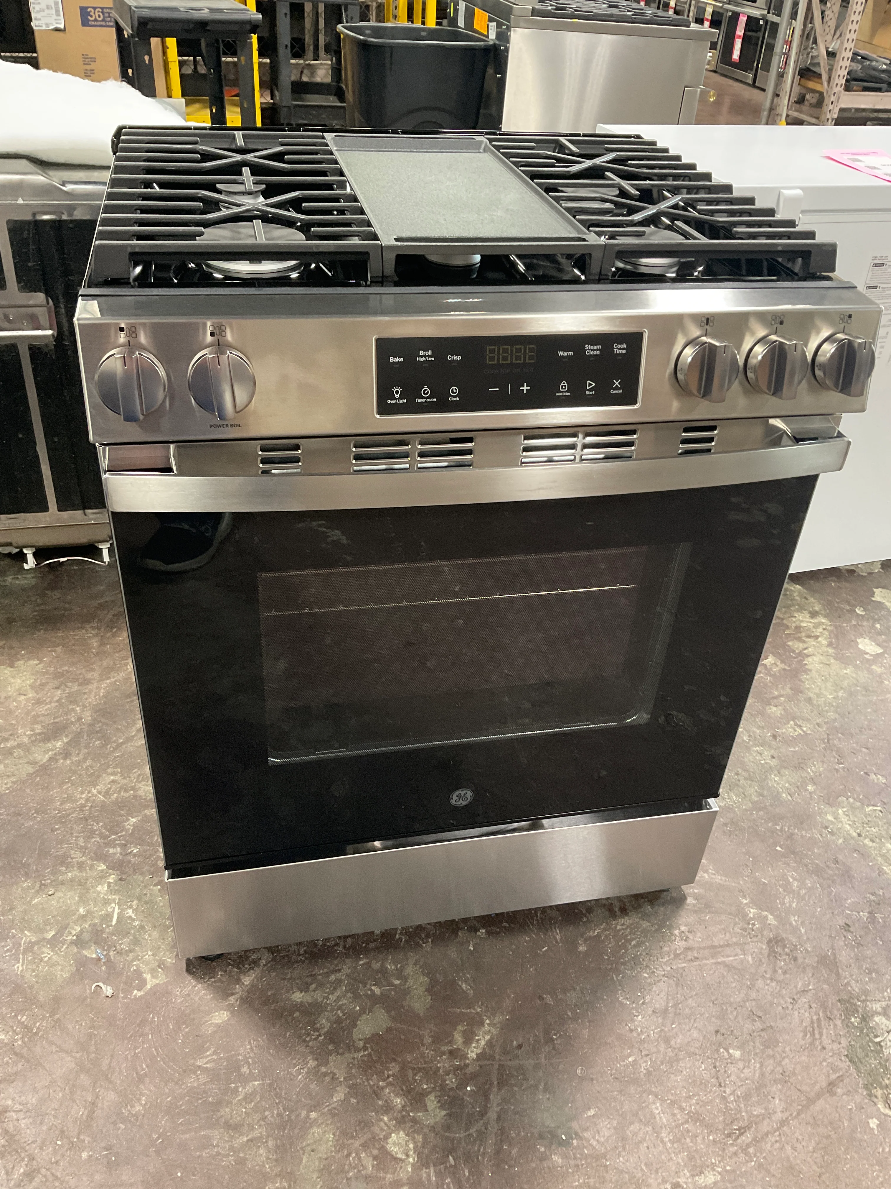 GE® 30" Slide-In Front Control Gas Range with Crisp Mode - Image 6
