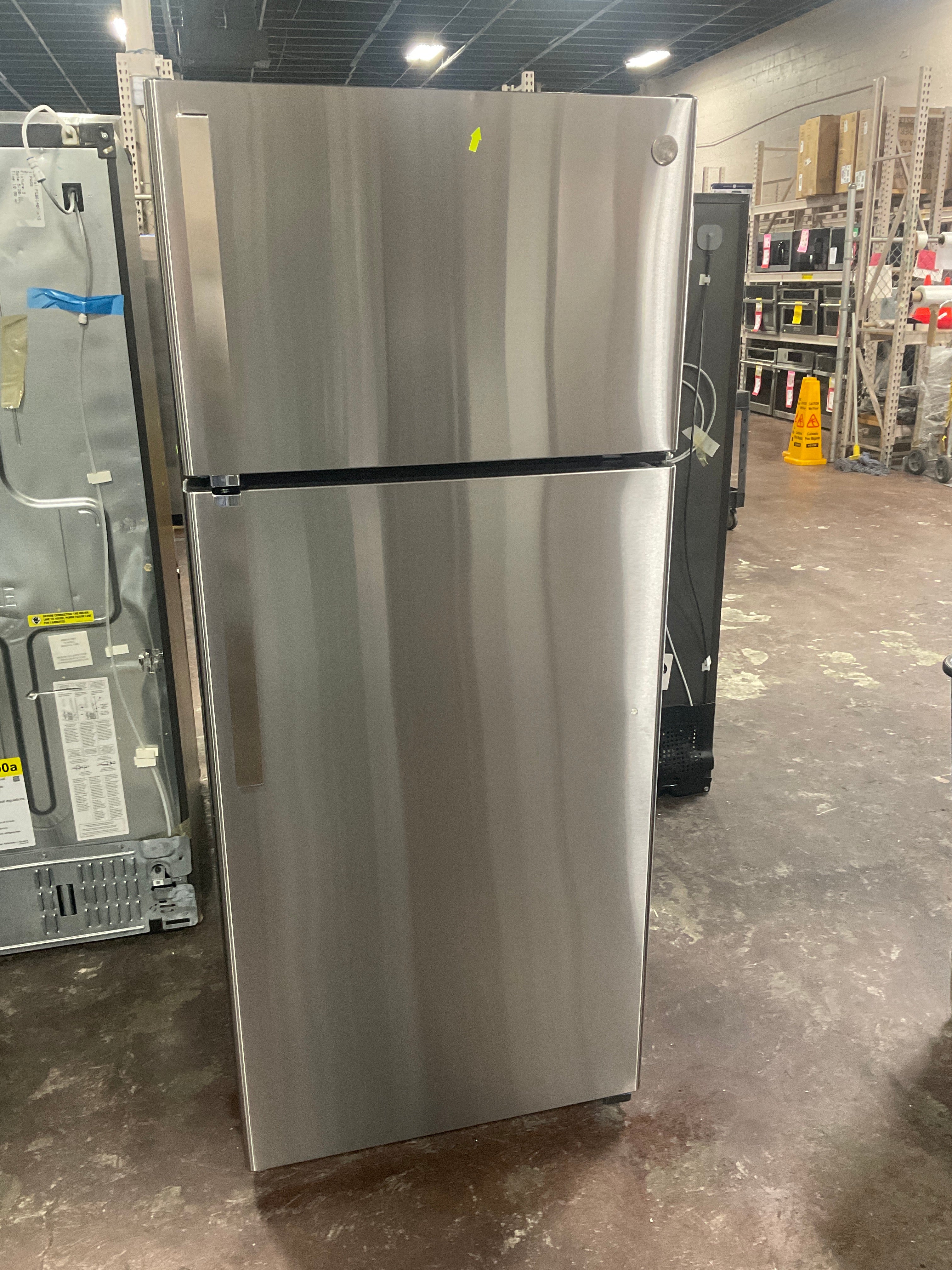 GE GE® ENERGY STAR® 17.5 Cu. Ft. Top-Freezer Refrigerator - Image 10