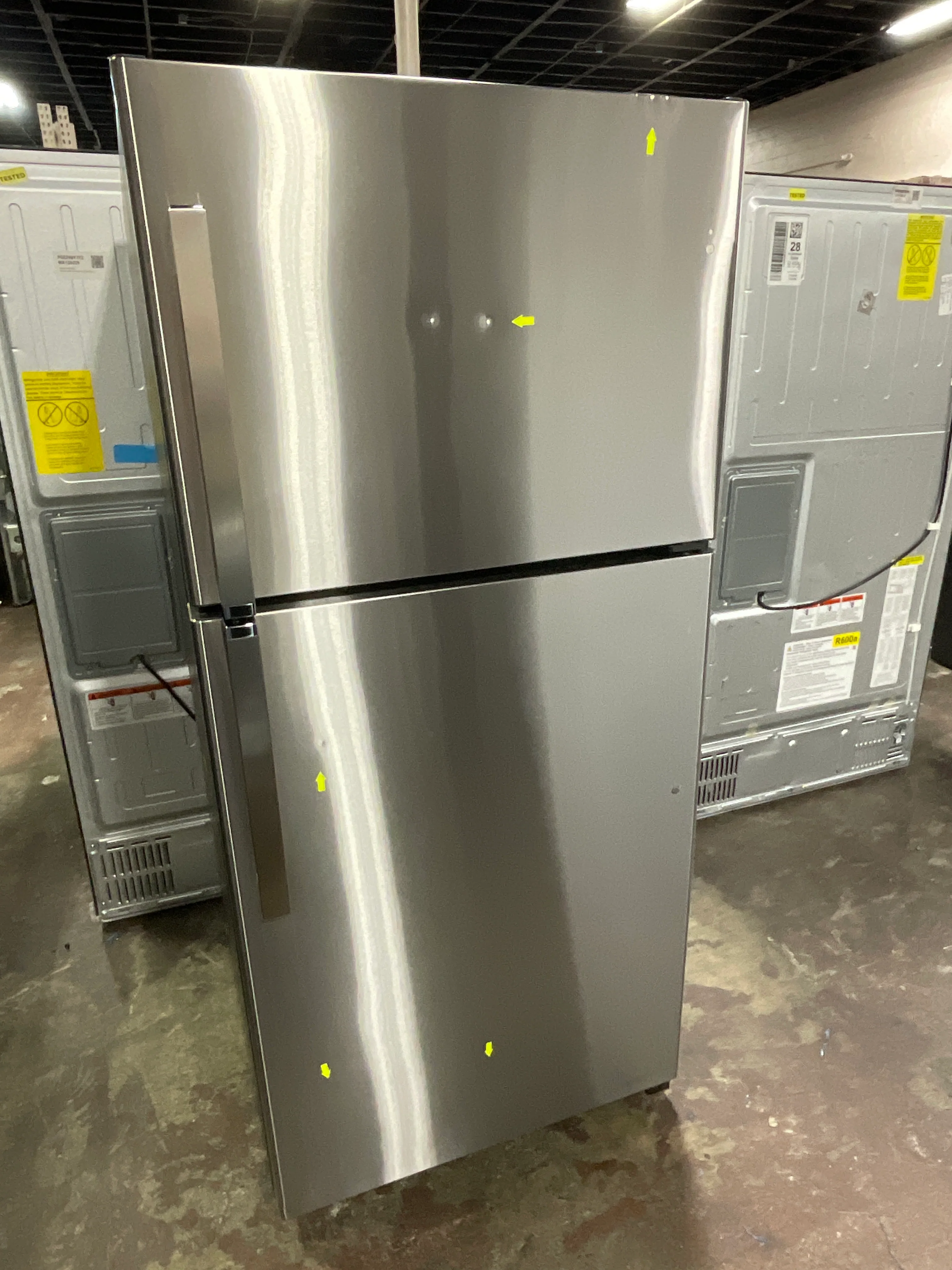 GE GE® ENERGY STAR® 19.2 Cu. Ft. Top-Freezer Refrigerator - Image 9
