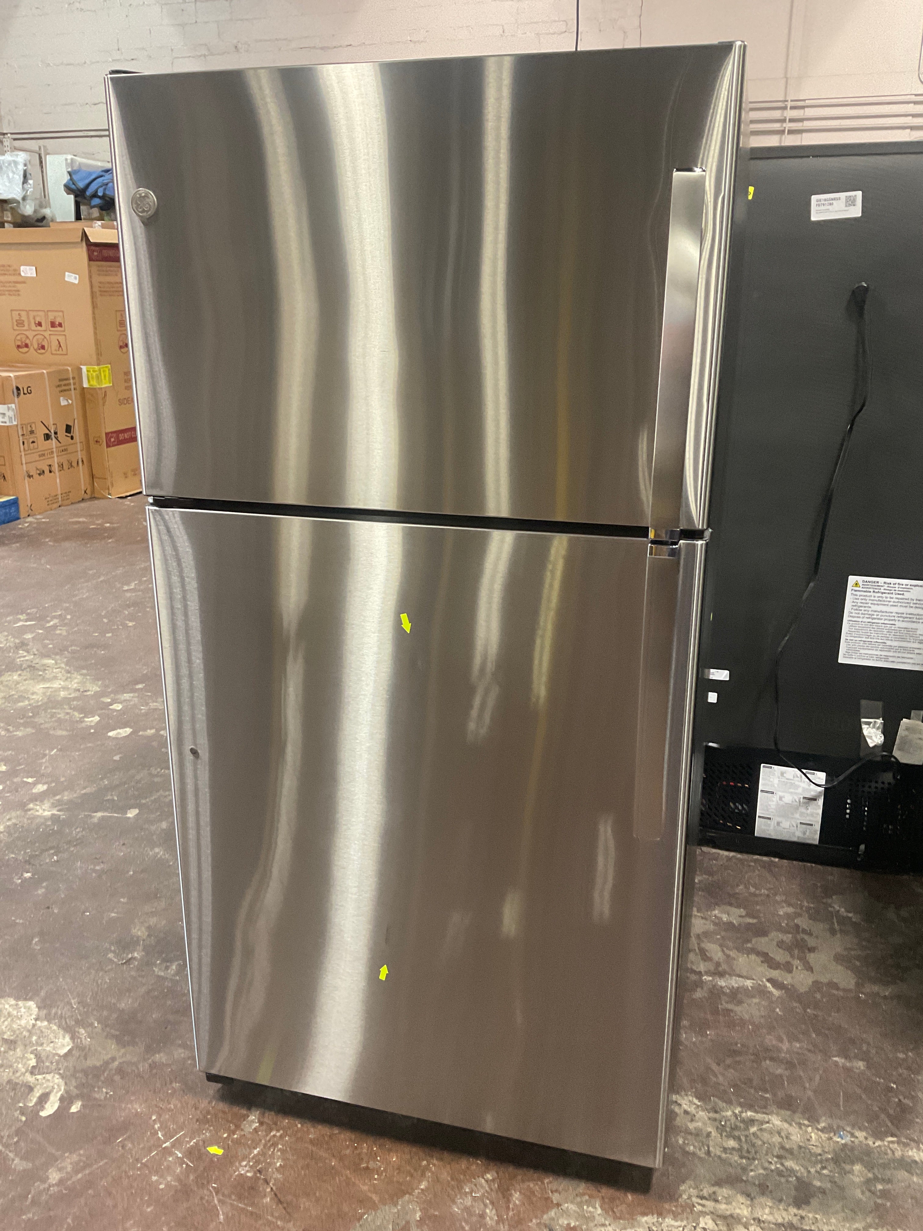 GE GE® ENERGY STAR® 21.9 Cu. Ft. Top-Freezer Refrigerator - Image 17