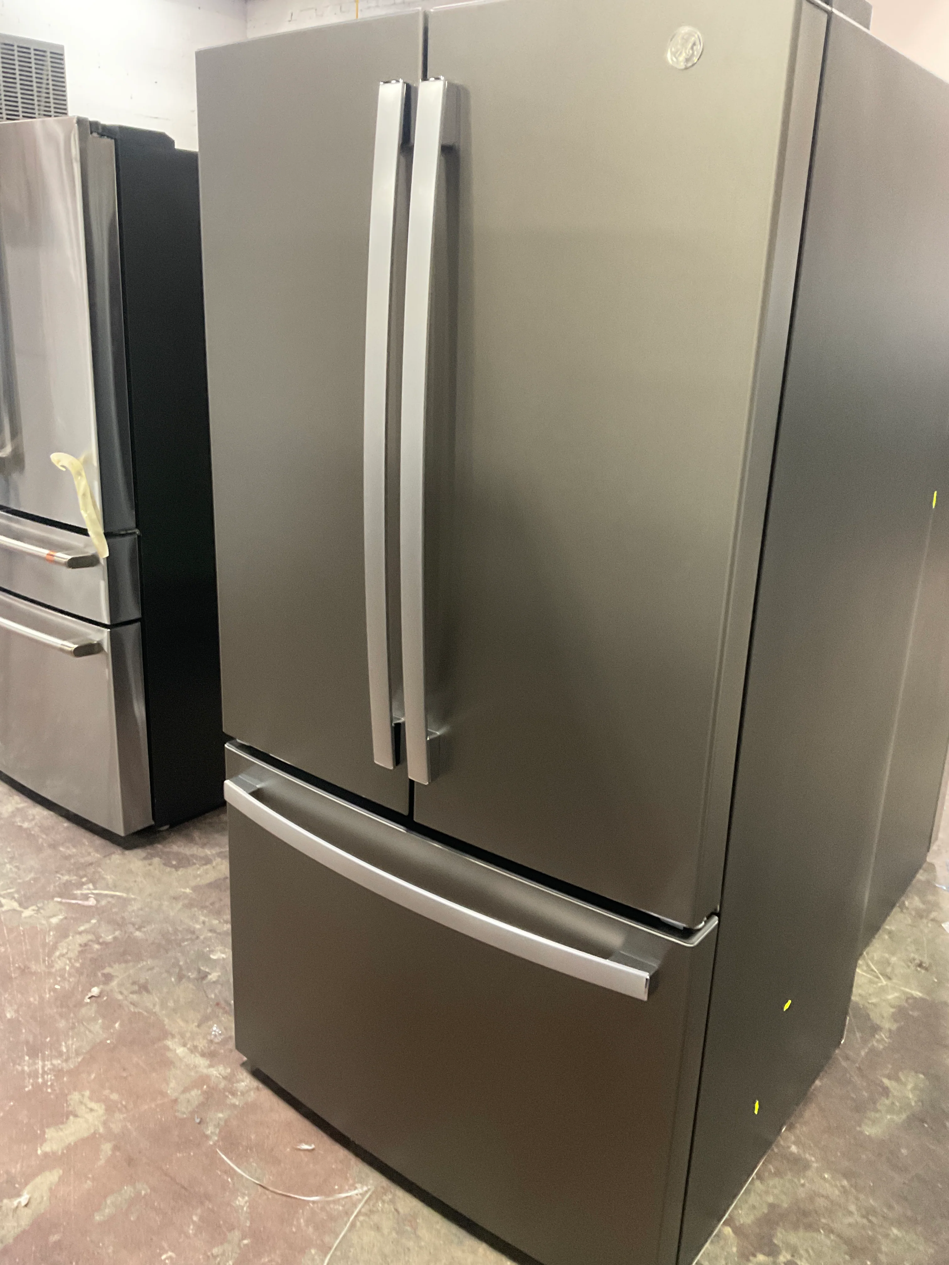 GE® ENERGY STAR® 27.0 Cu. Ft. French-Door Refrigerator - Image 6