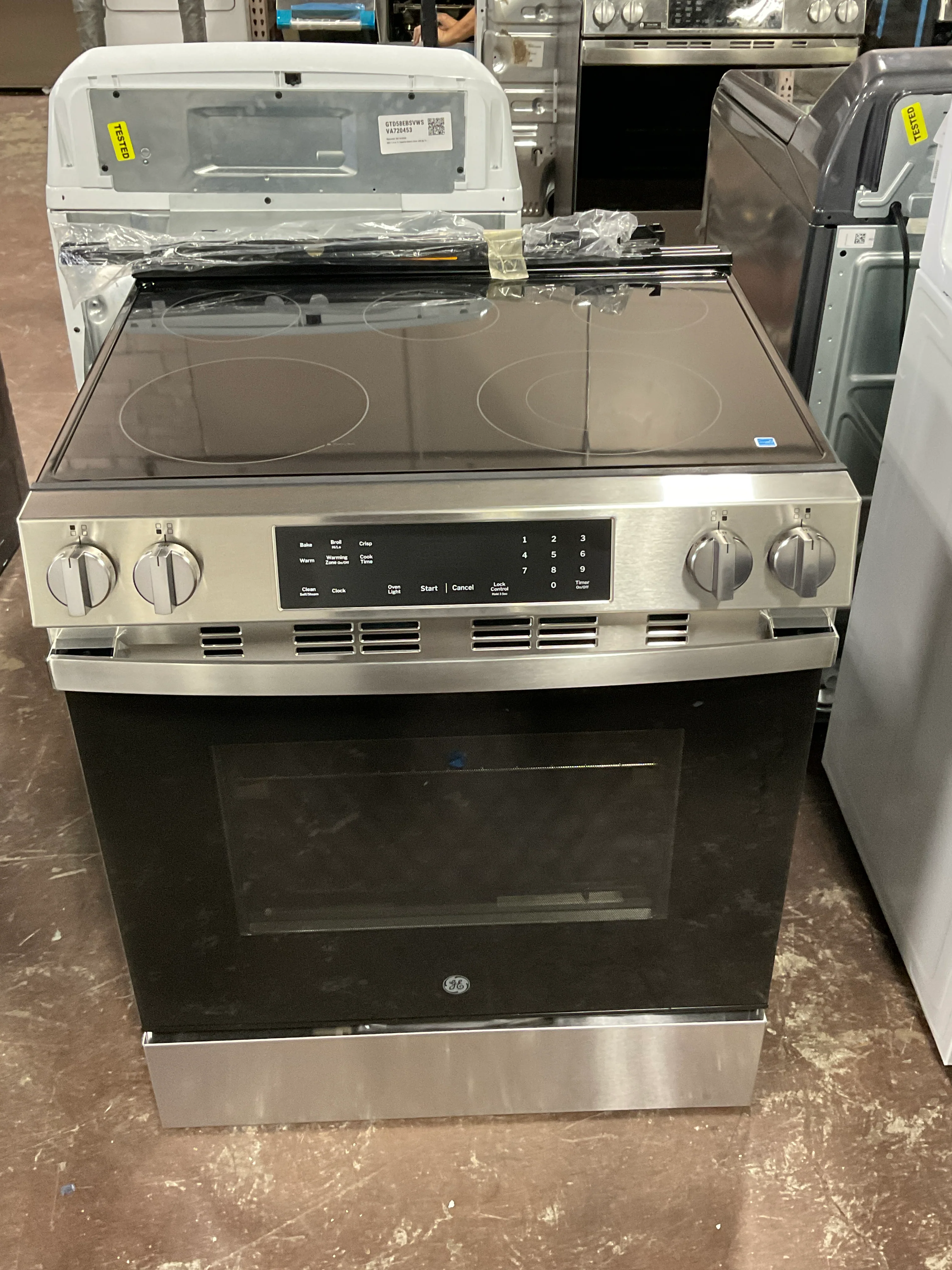 GE® ENERGY STAR® 30" Slide-In Electric Range with Crisp Mode - Image 8