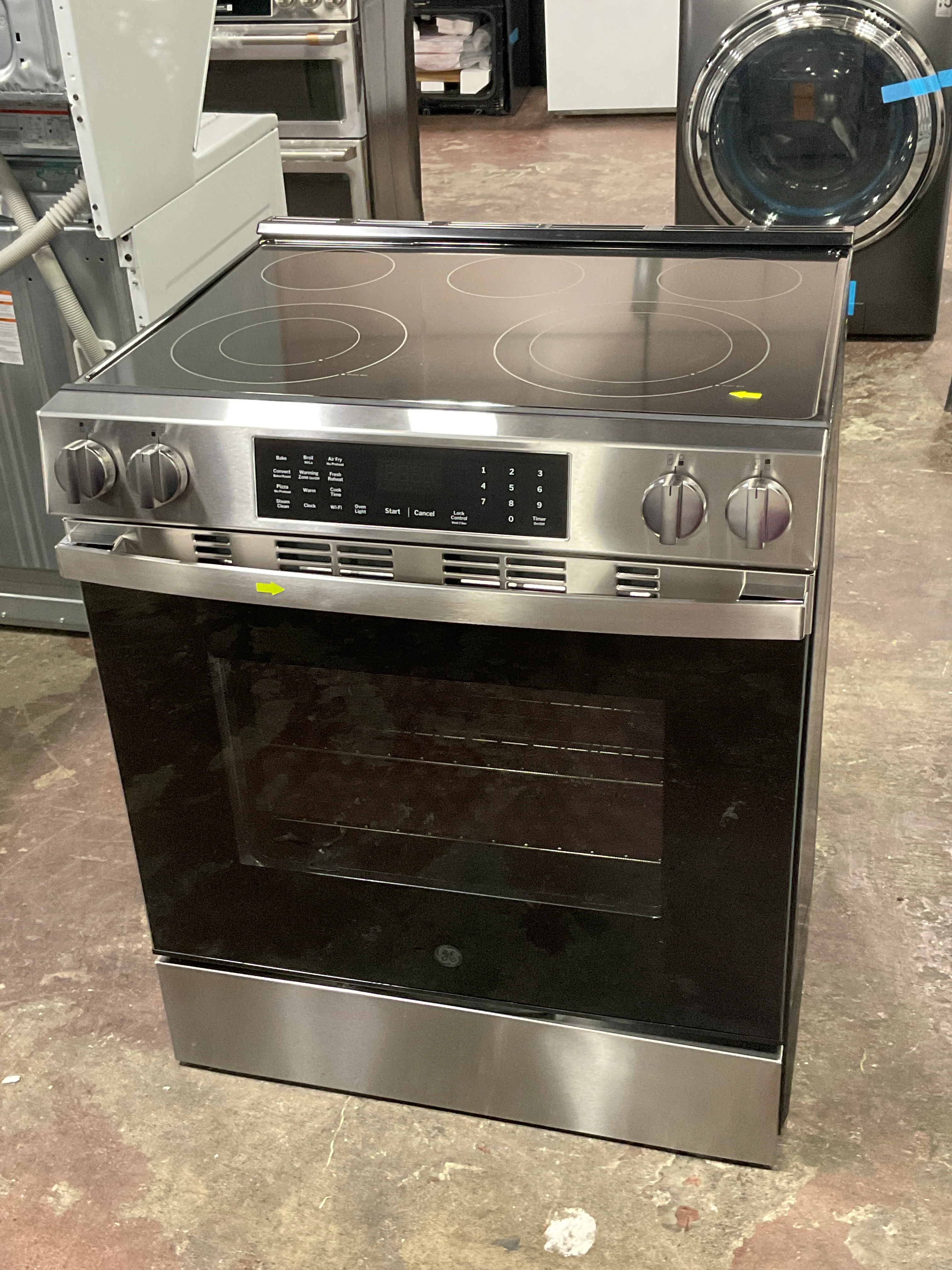 GE® ENERGY STAR® 30" Slide-In Electric Convection Range with No Preheat Air Fry and EasyWash™ Oven Tray - Image 8