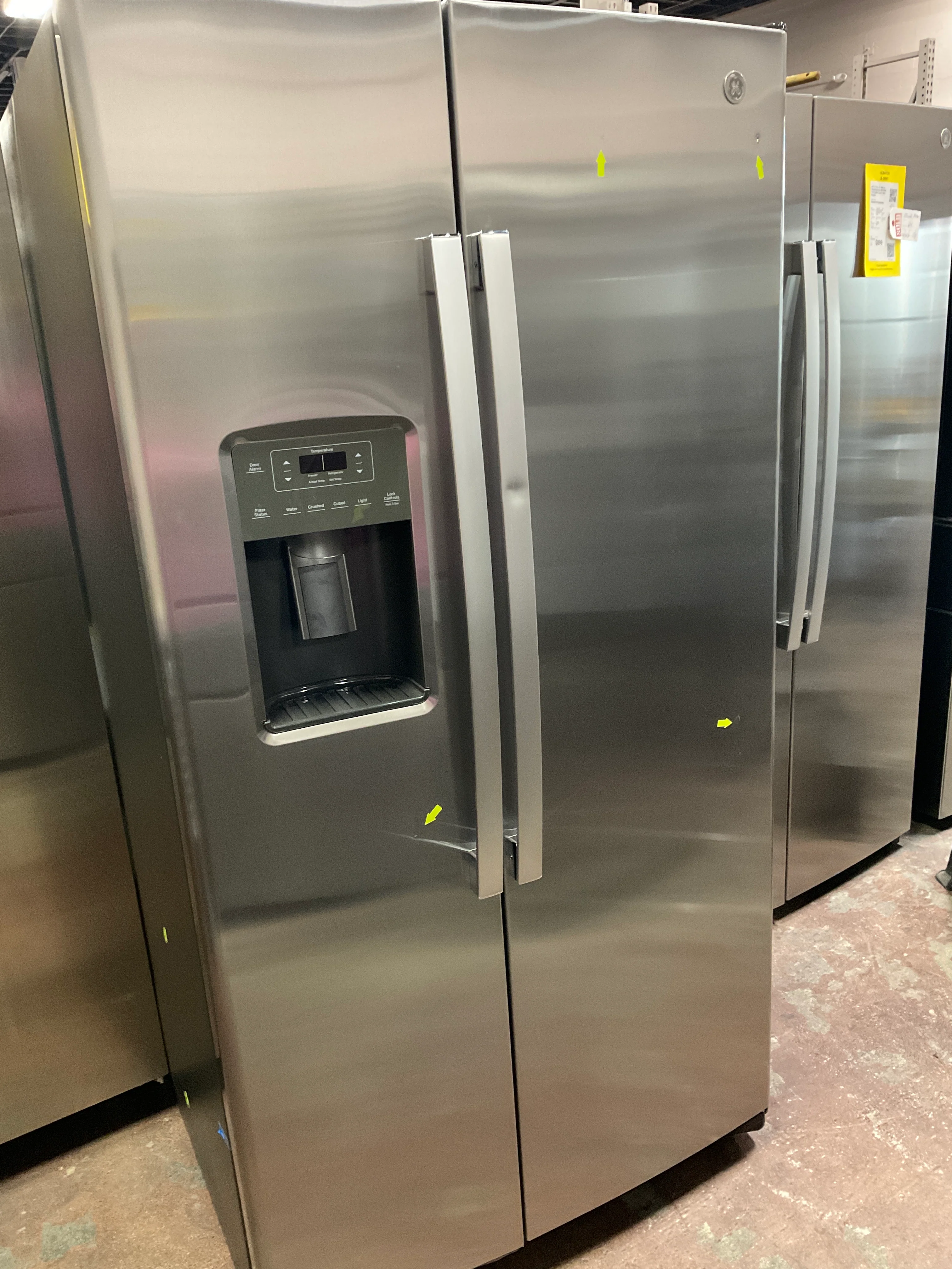 GE 25.3 Cu. Ft. Side-By-Side Refrigerator - Image 41