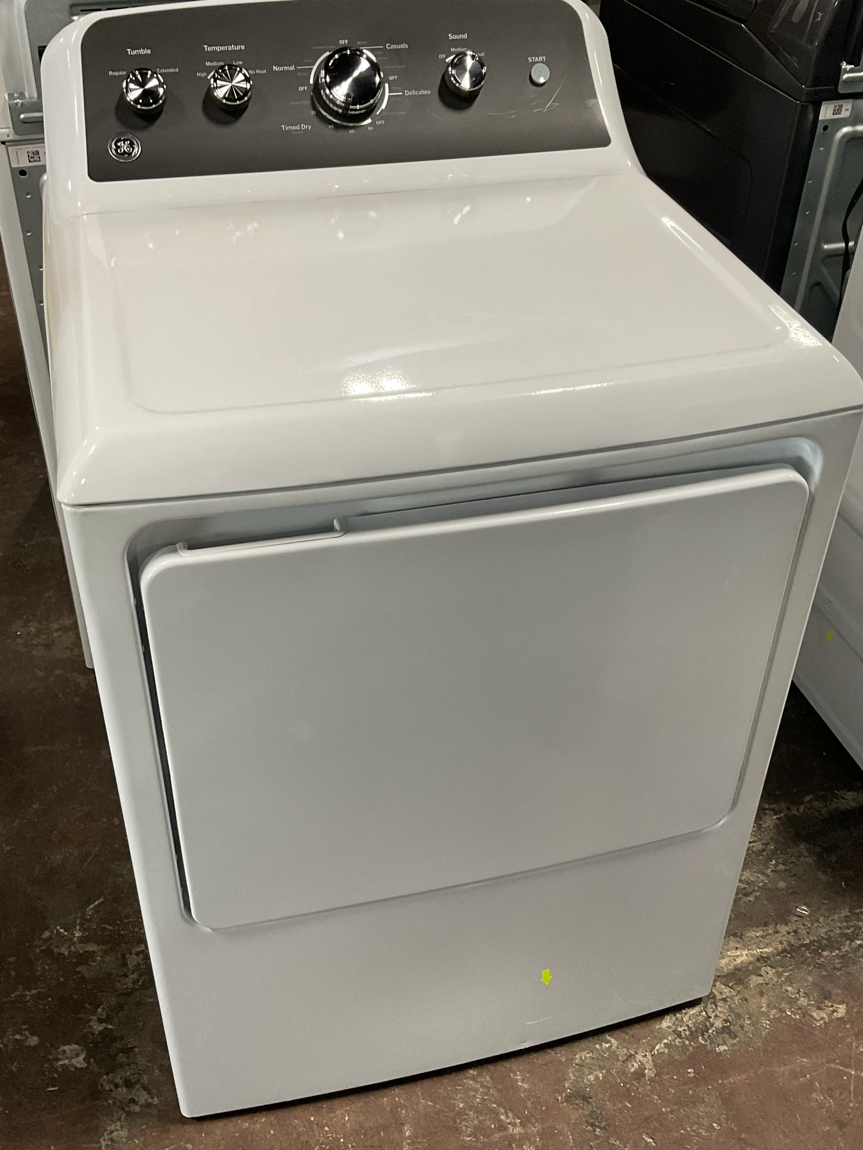GE GE® 7.2 cu. ft. Capacity Electric Dryer with Up To 120 ft. Venting and Extended Tumble - Image 25