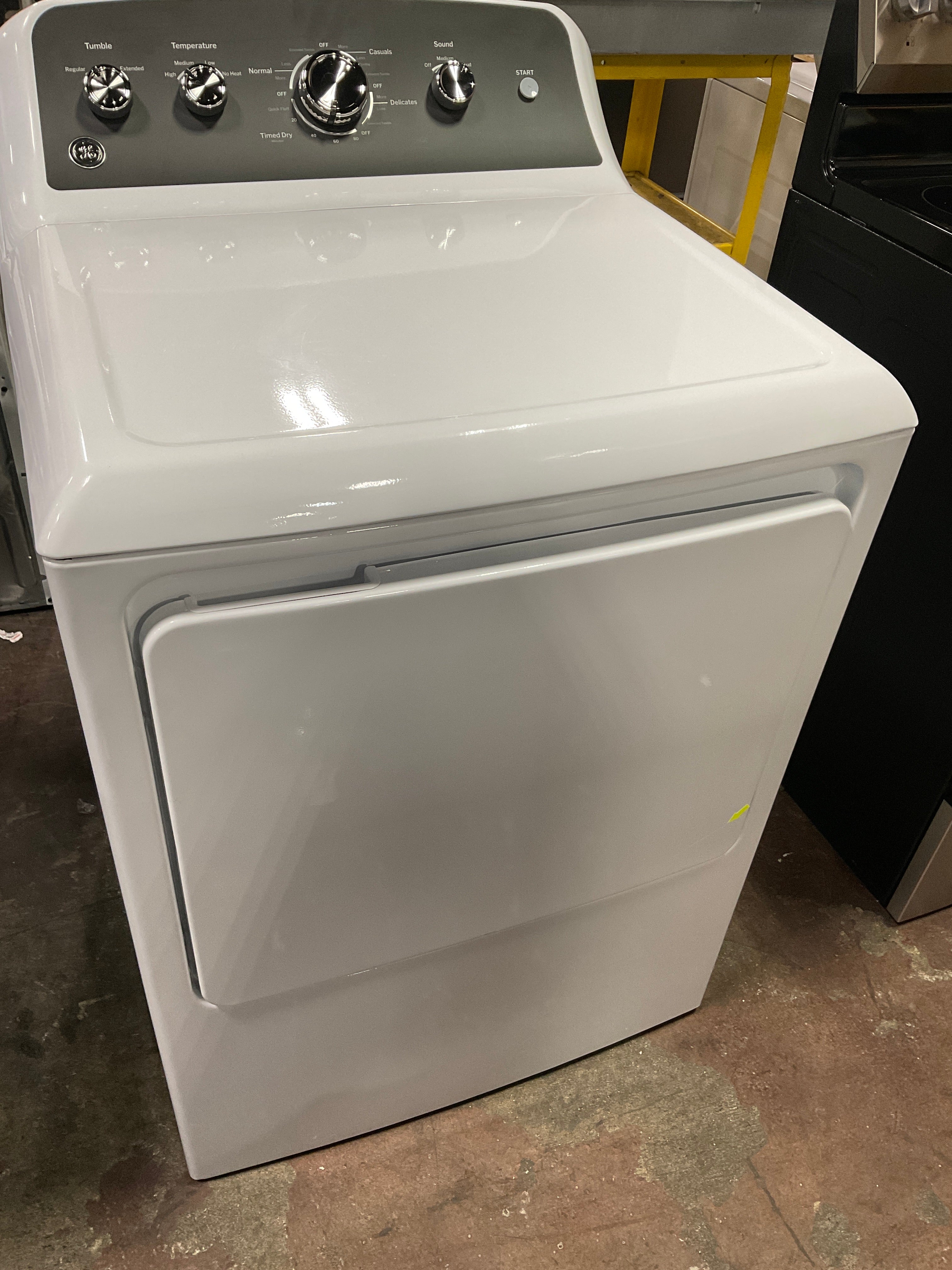 GE GE® 7.2 cu. ft. Capacity Electric Dryer with Up To 120 ft. Venting and Extended Tumble - Image 29